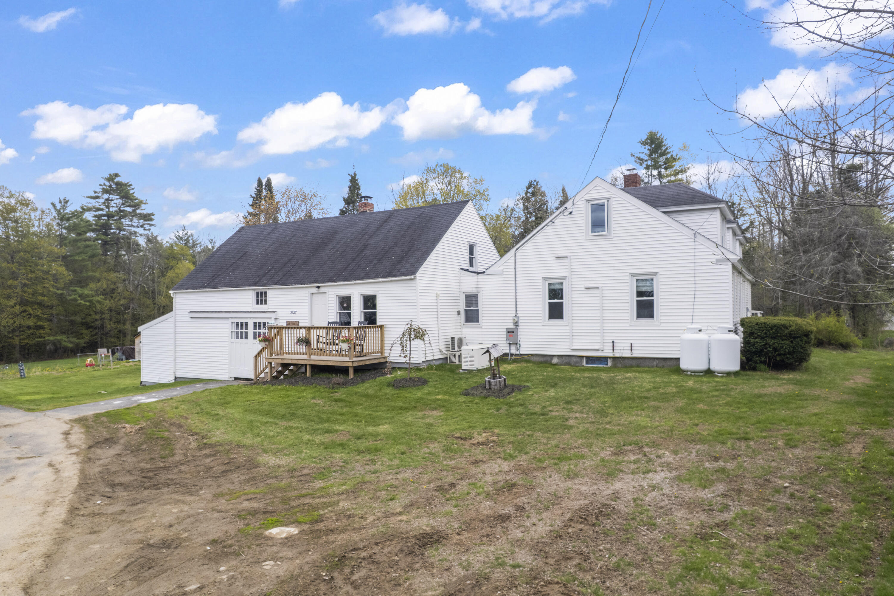 3427 Middle Road