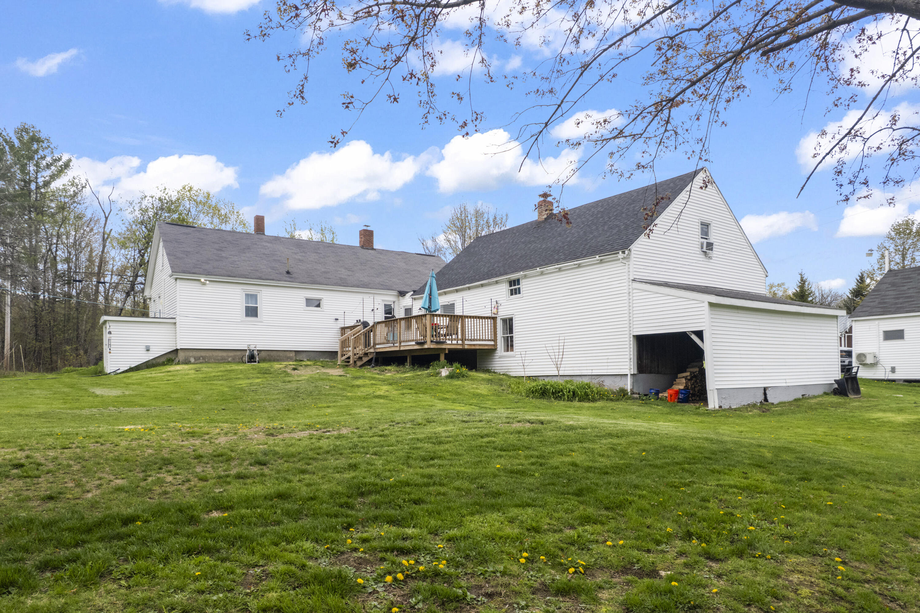 3427 Middle Road