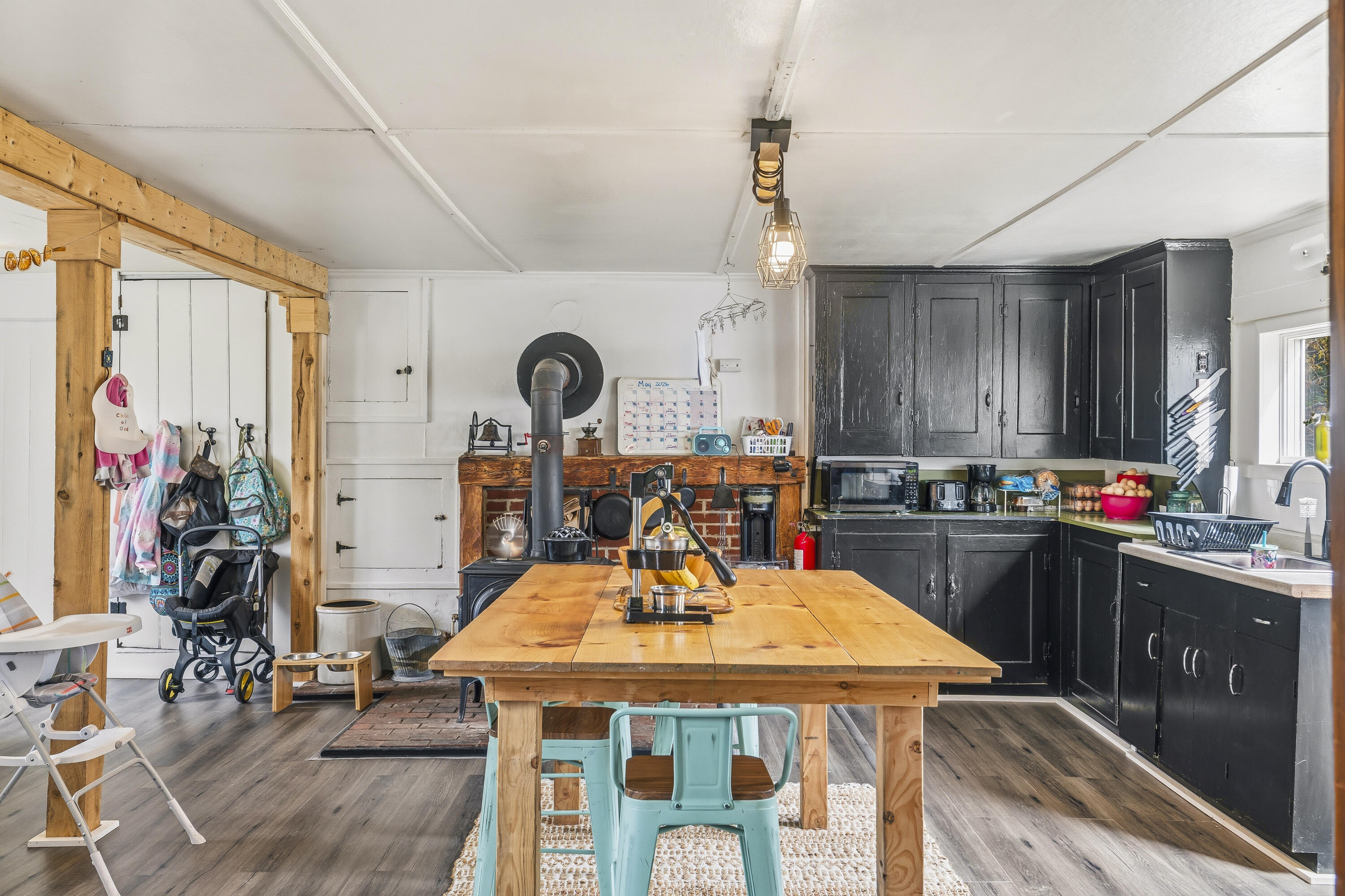 3427 Middle Road