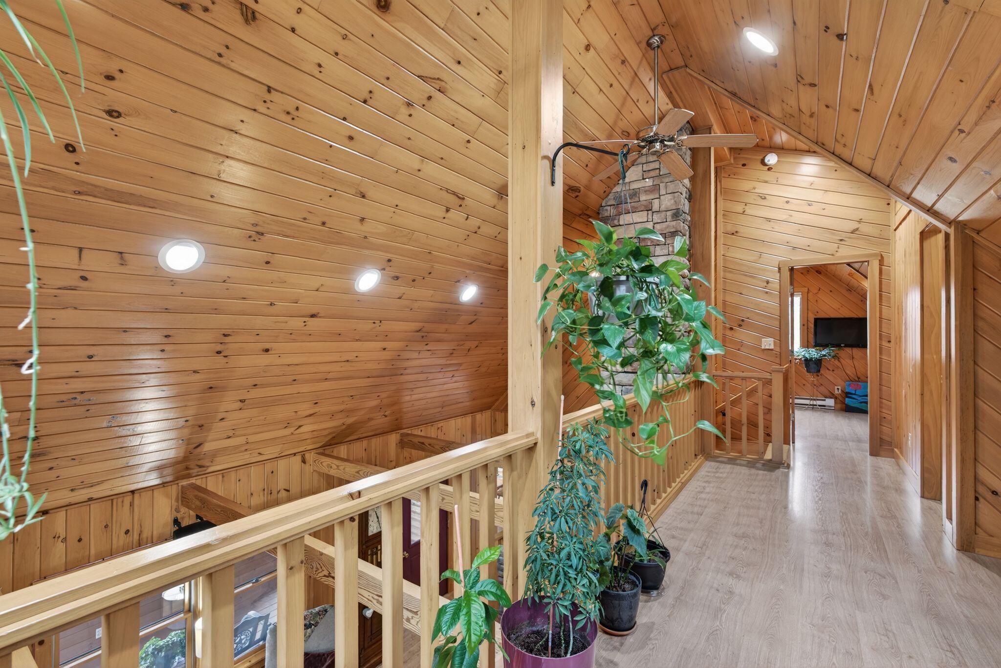 276 Middle Road