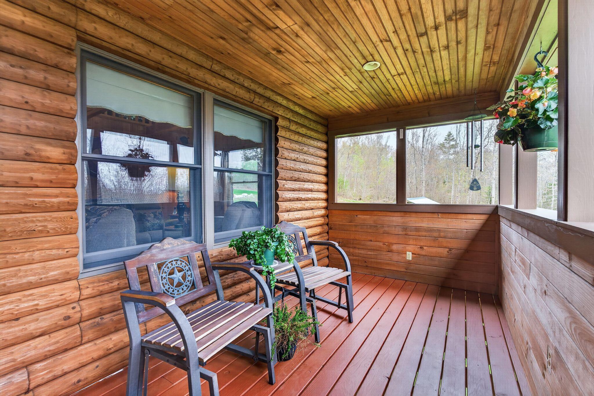 276 Middle Road