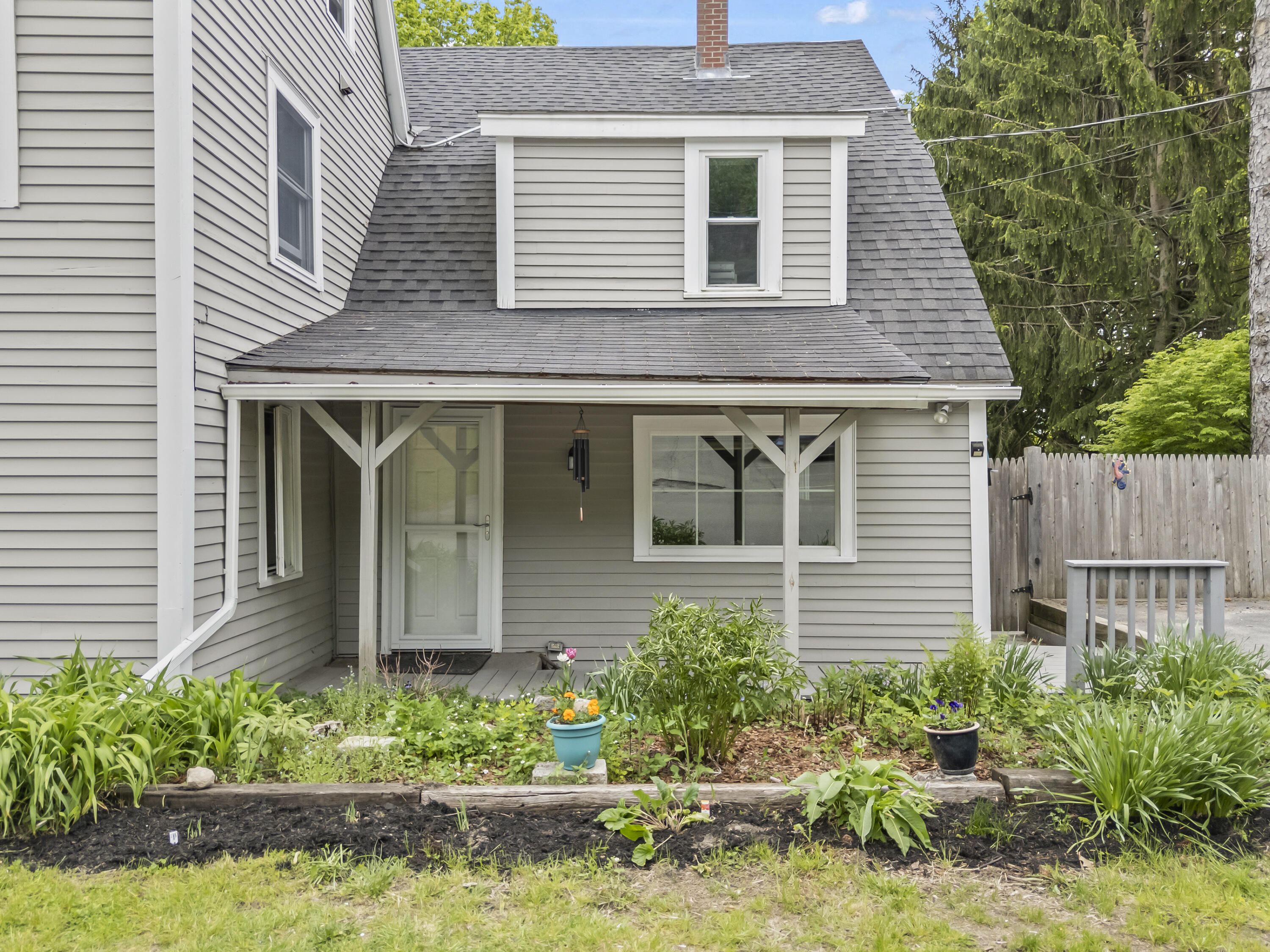 10 Summer Street
