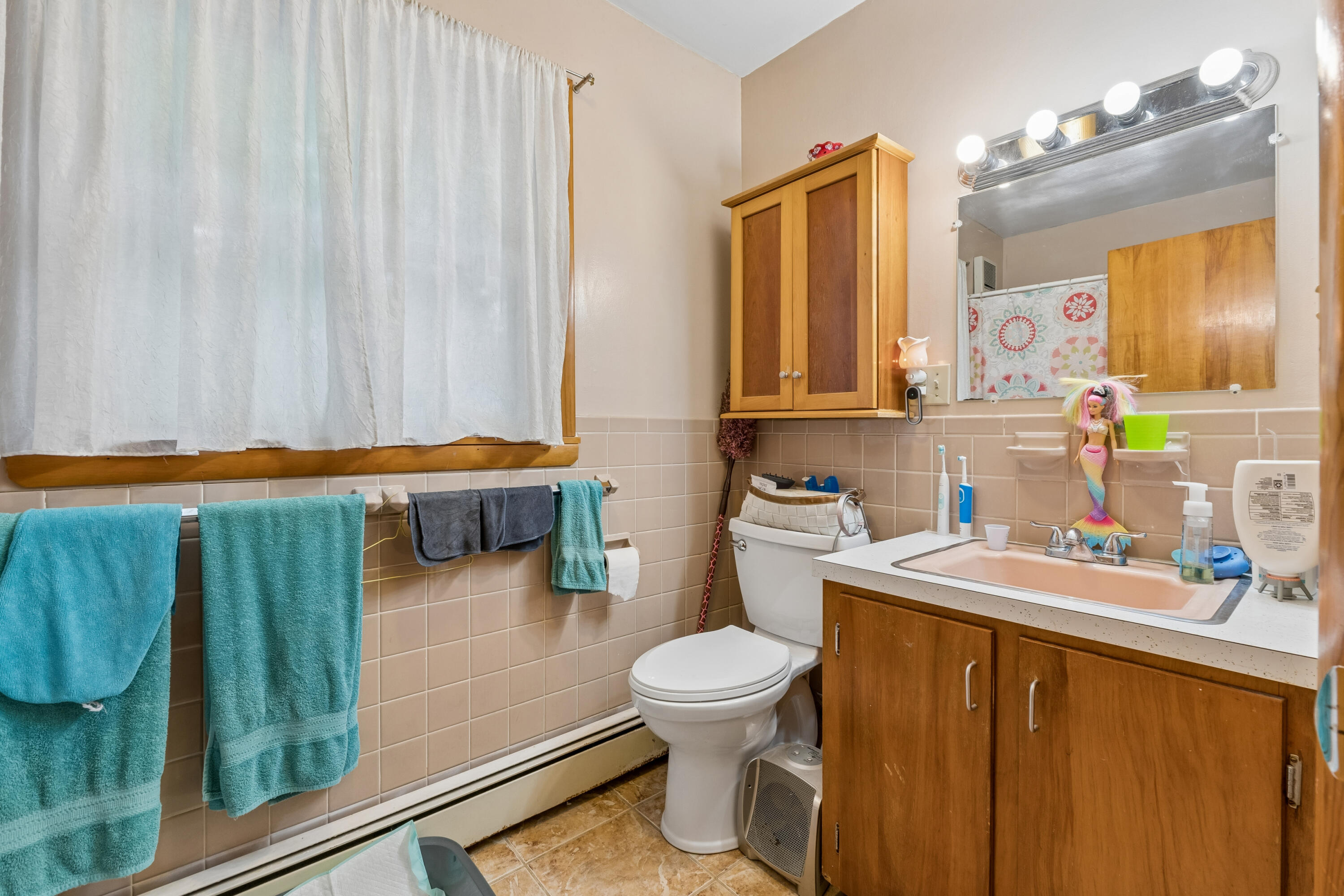 10 Ridgewood Drive