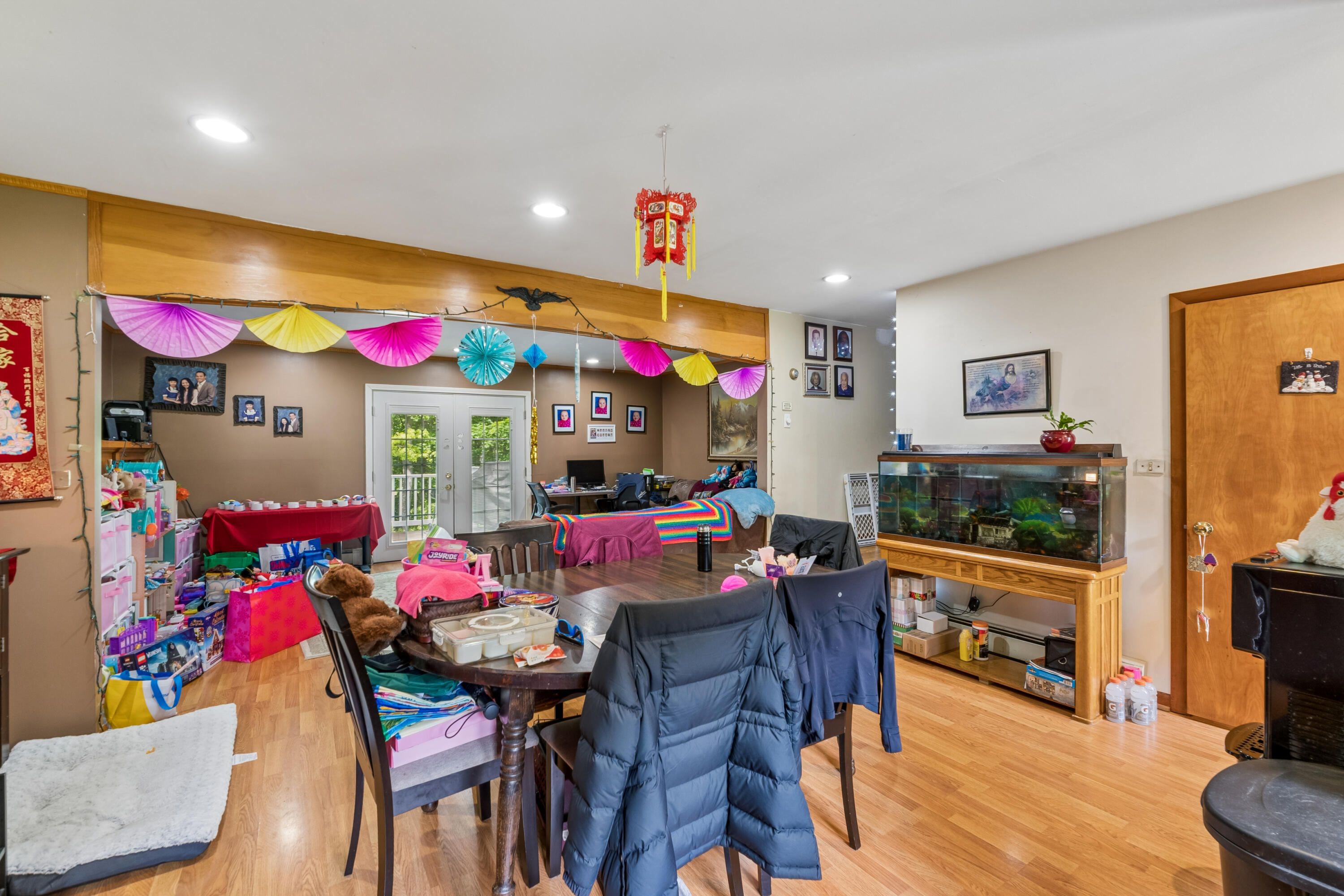 10 Ridgewood Drive