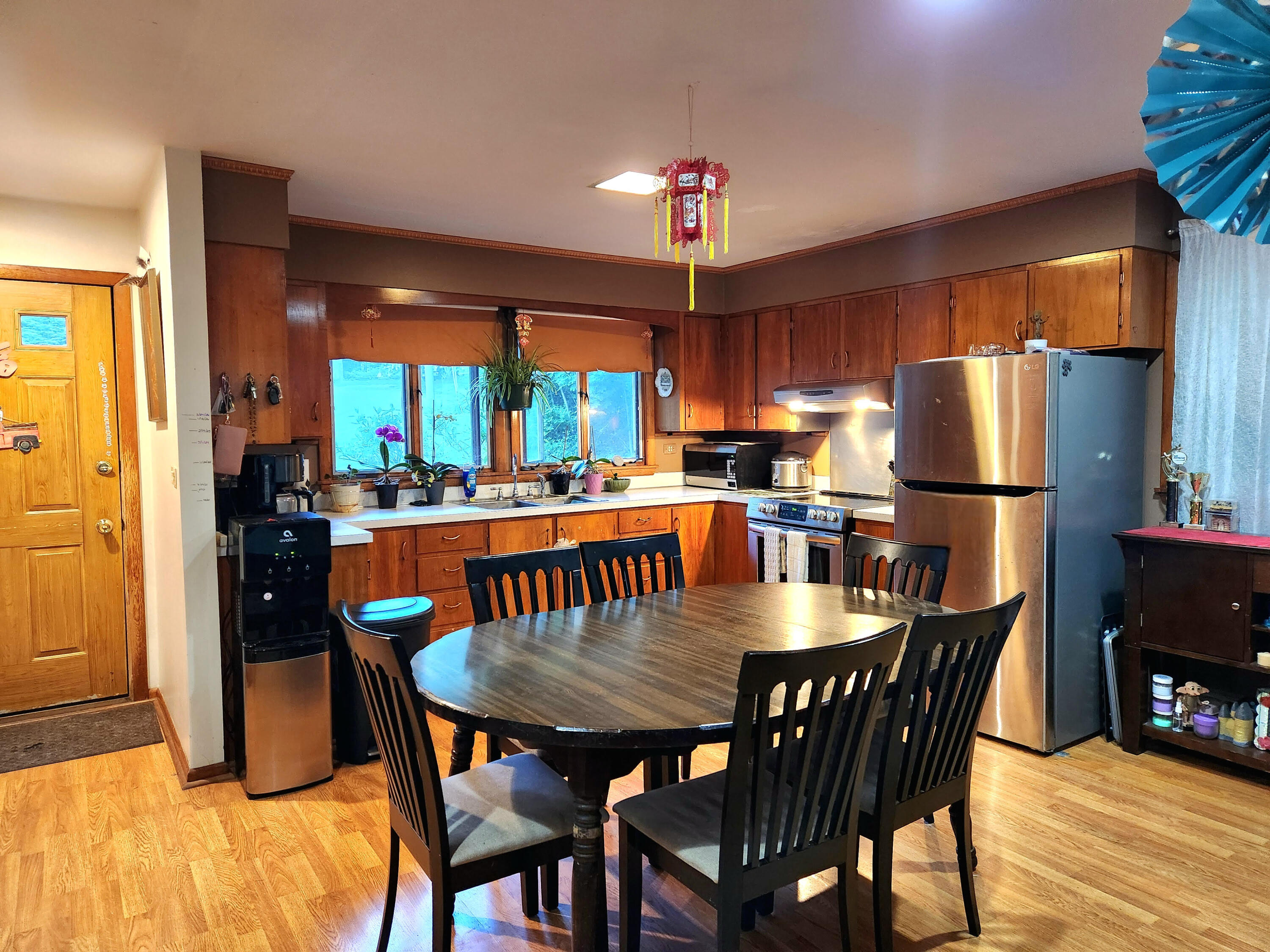 10 Ridgewood Drive