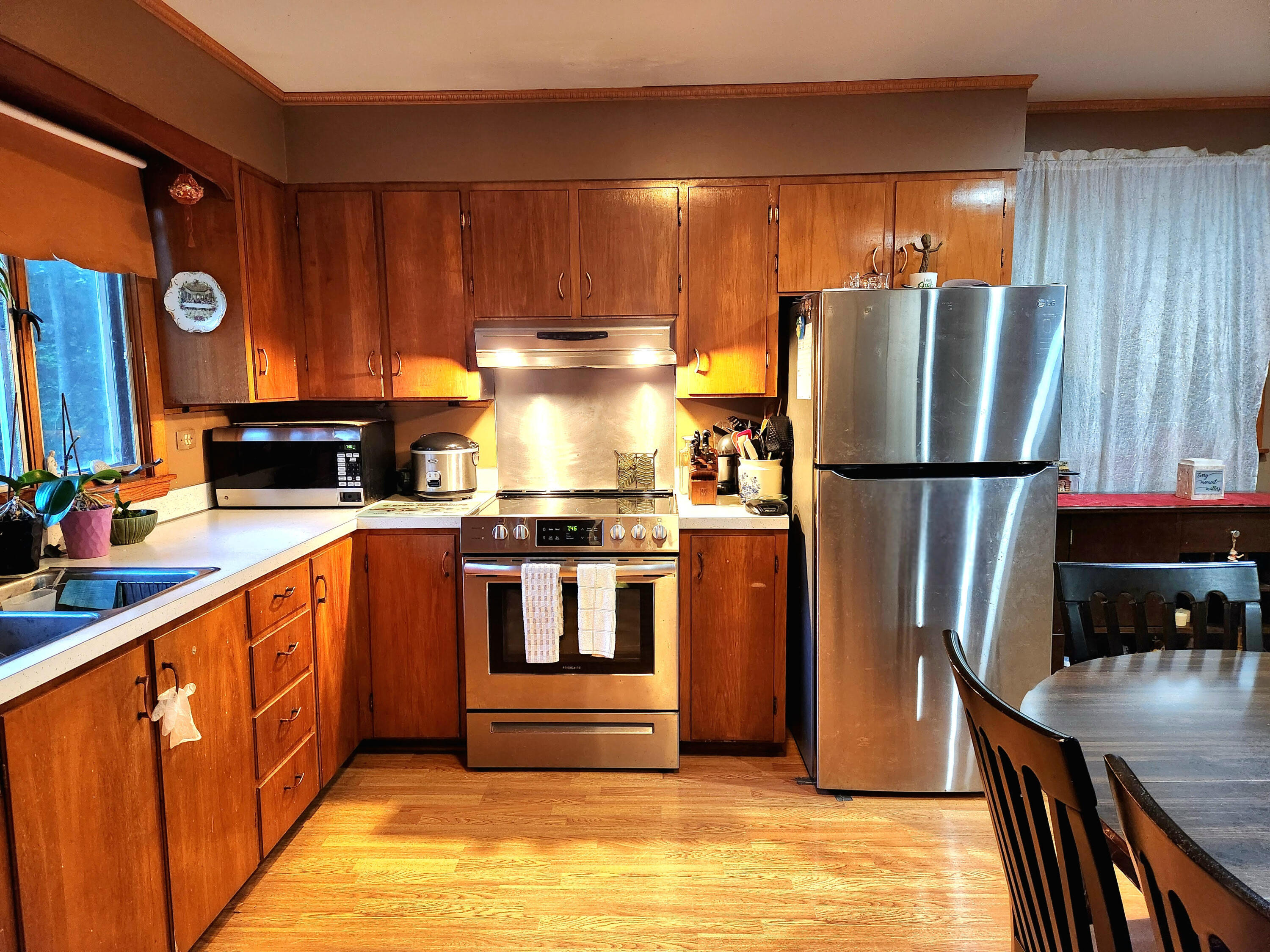 10 Ridgewood Drive