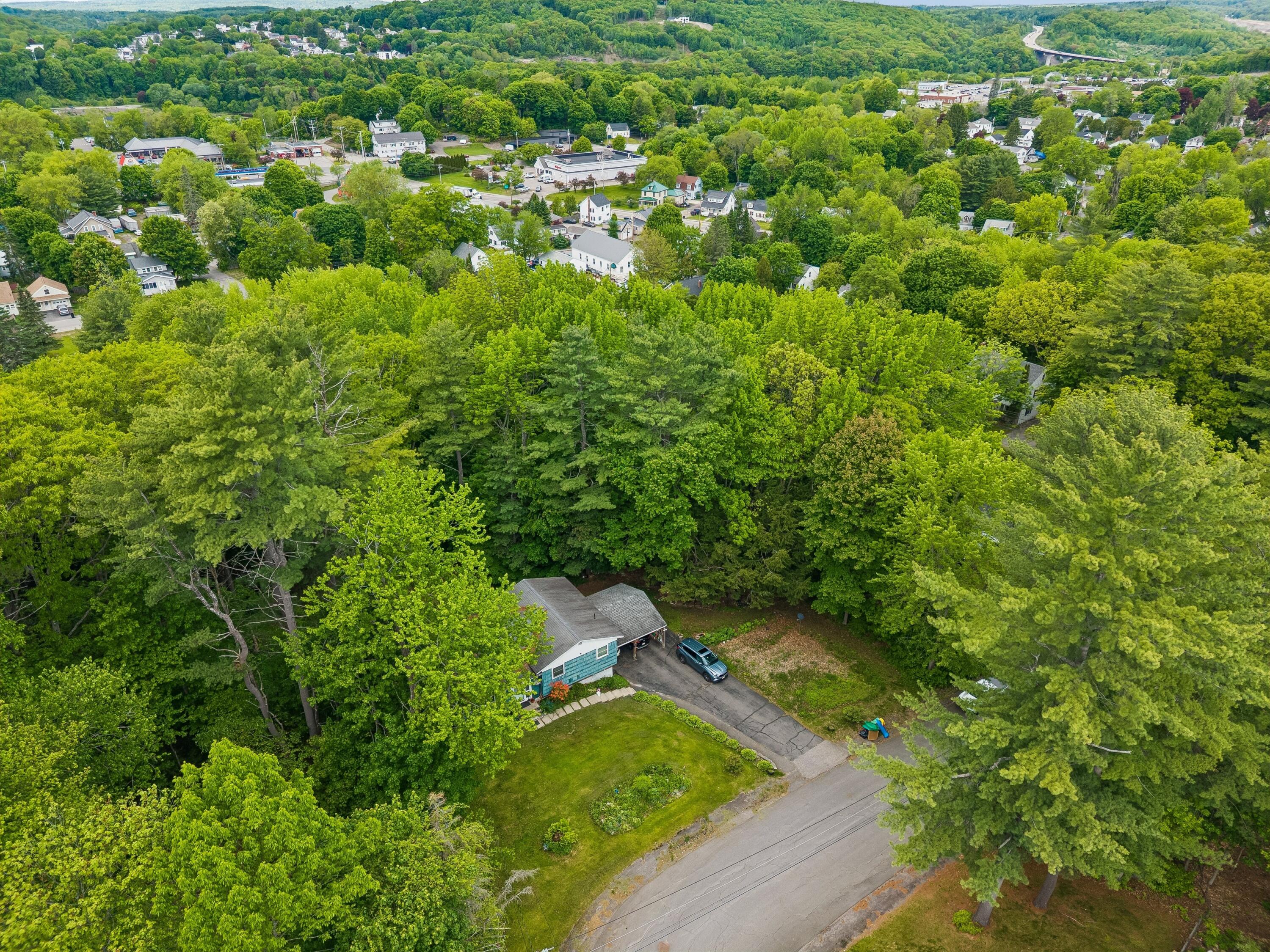 10 Ridgewood Drive
