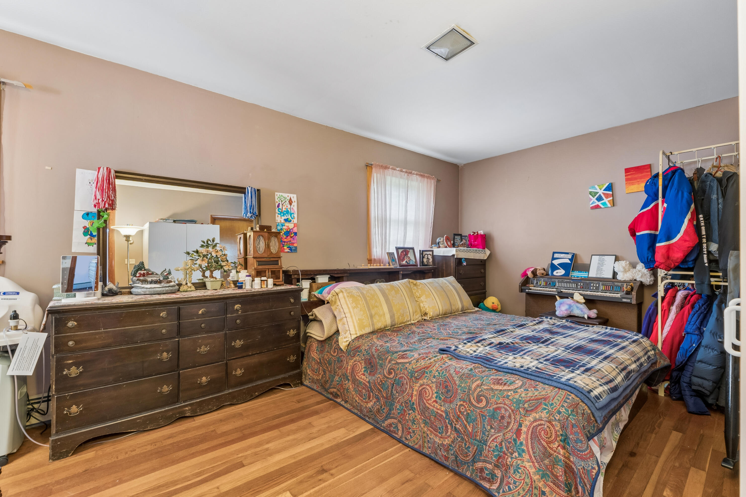 10 Ridgewood Drive