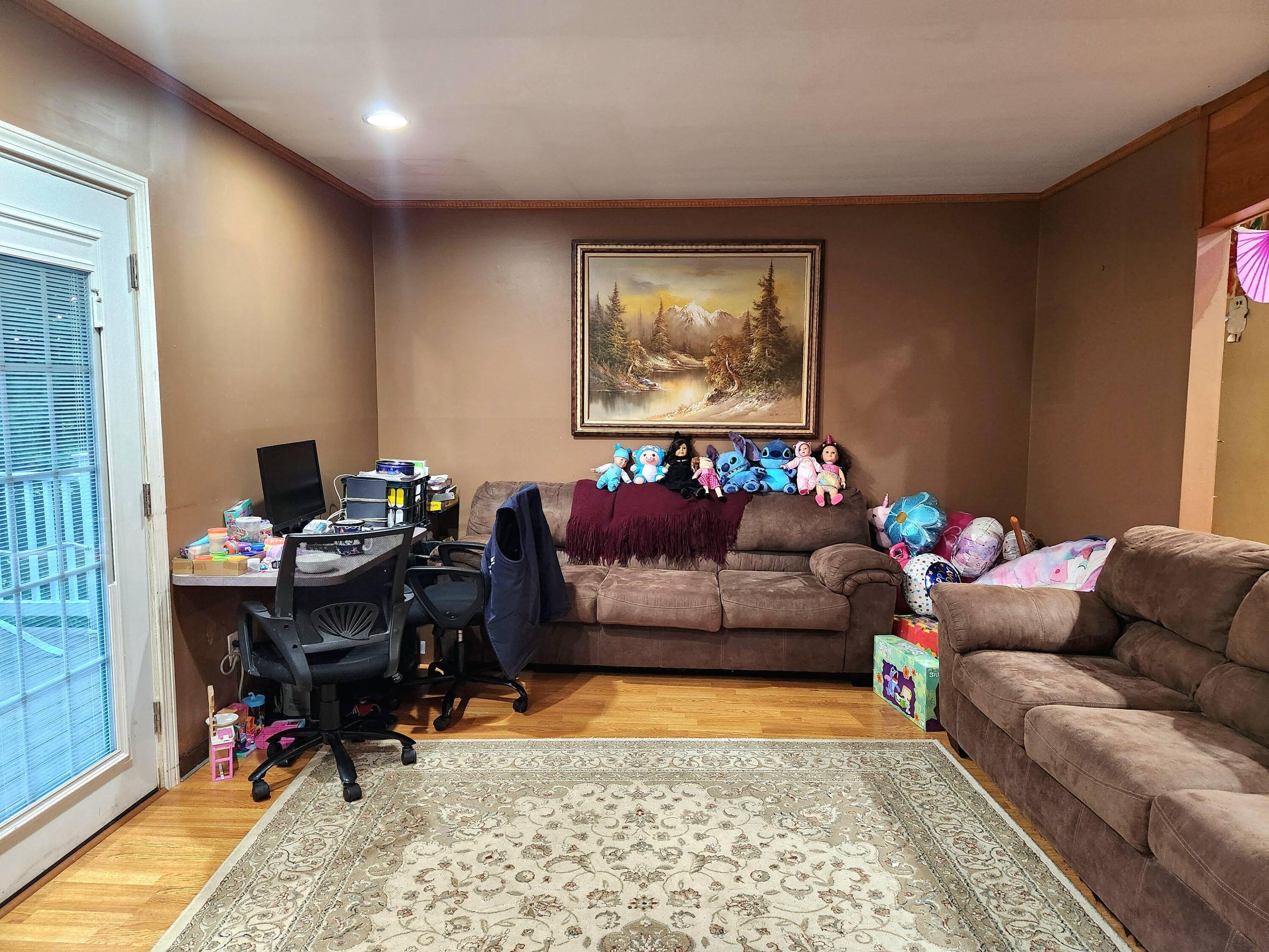 10 Ridgewood Drive