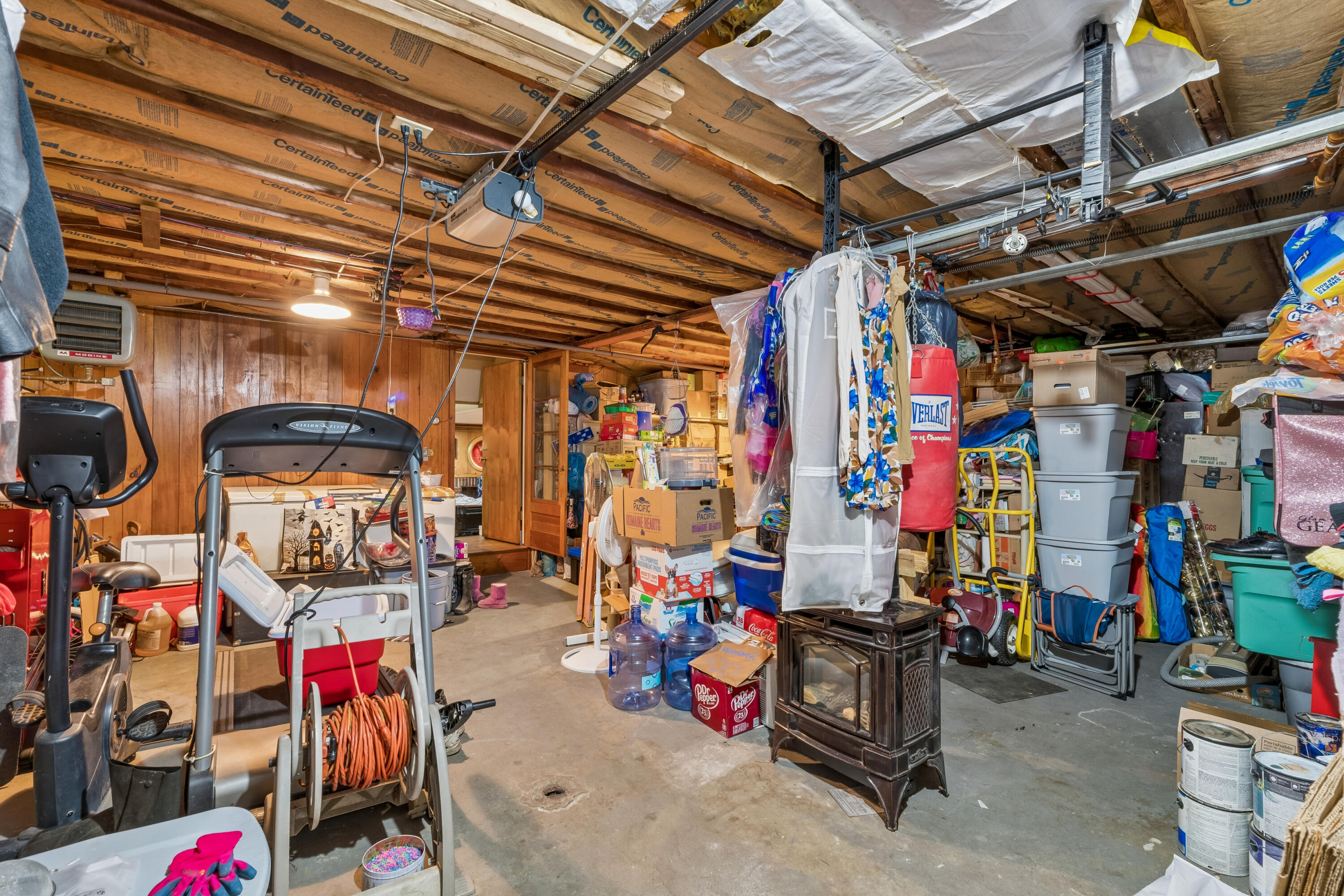 10 Ridgewood Drive