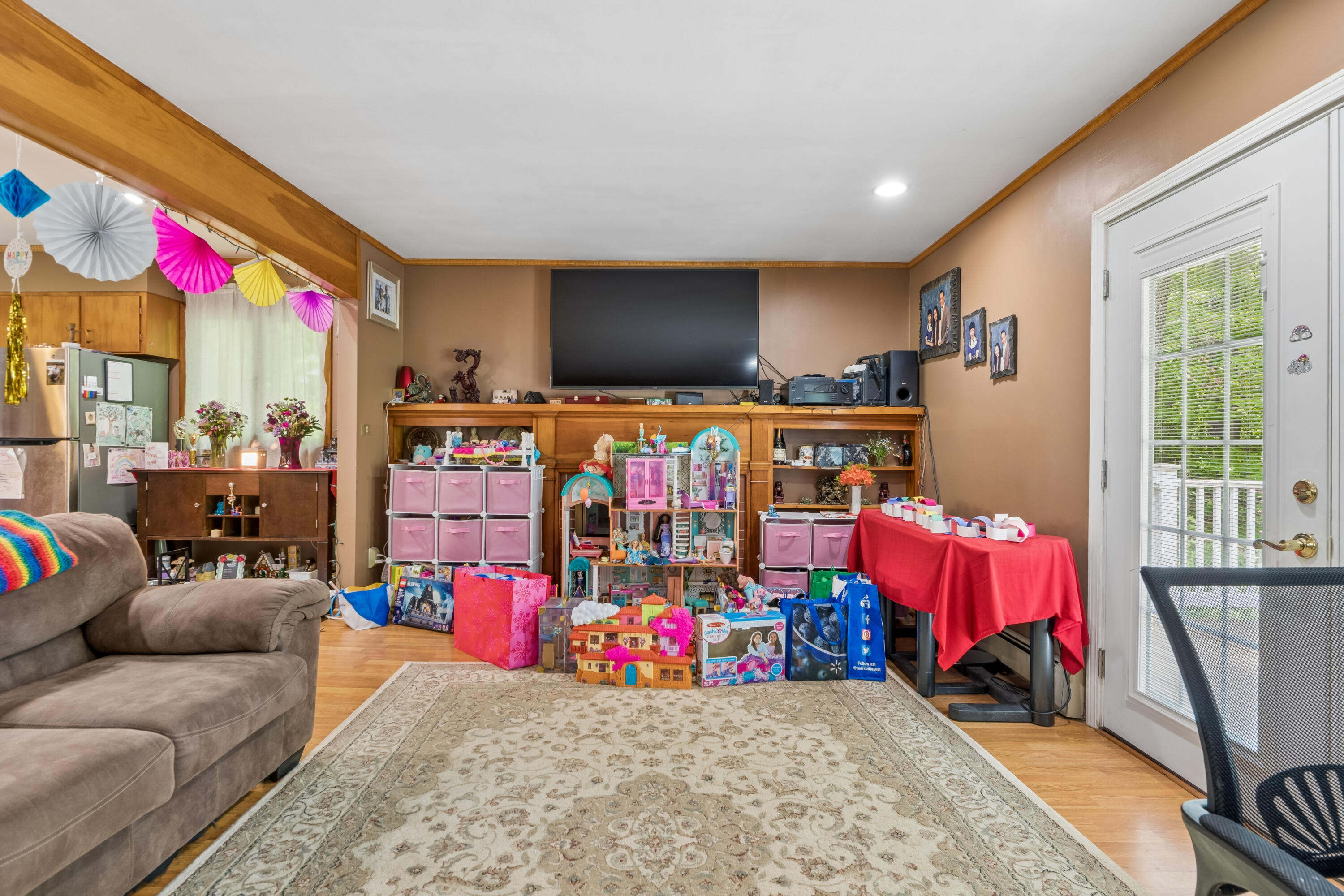 10 Ridgewood Drive