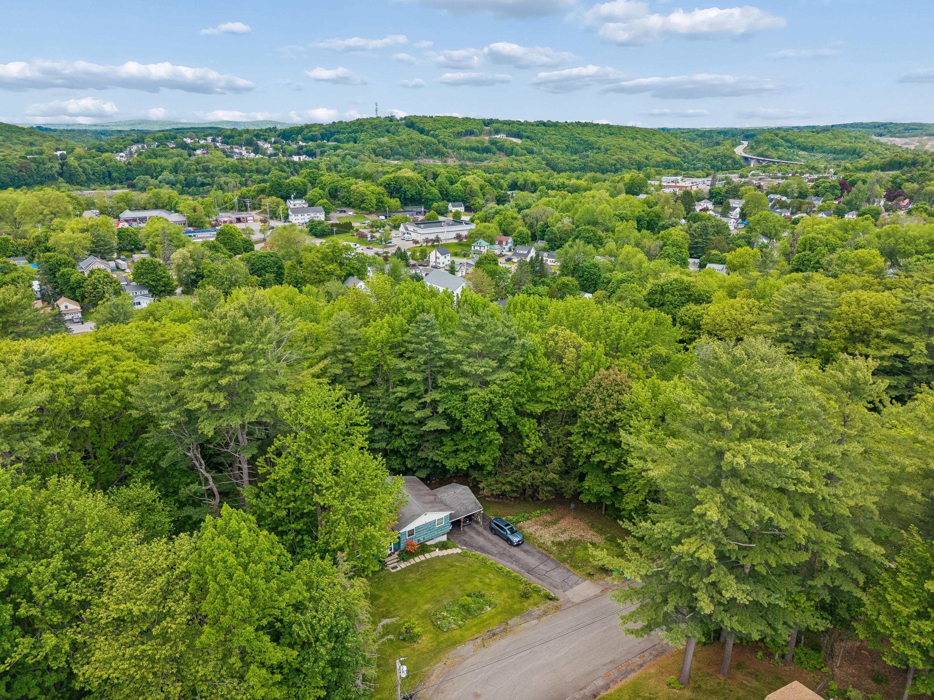 10 Ridgewood Drive
