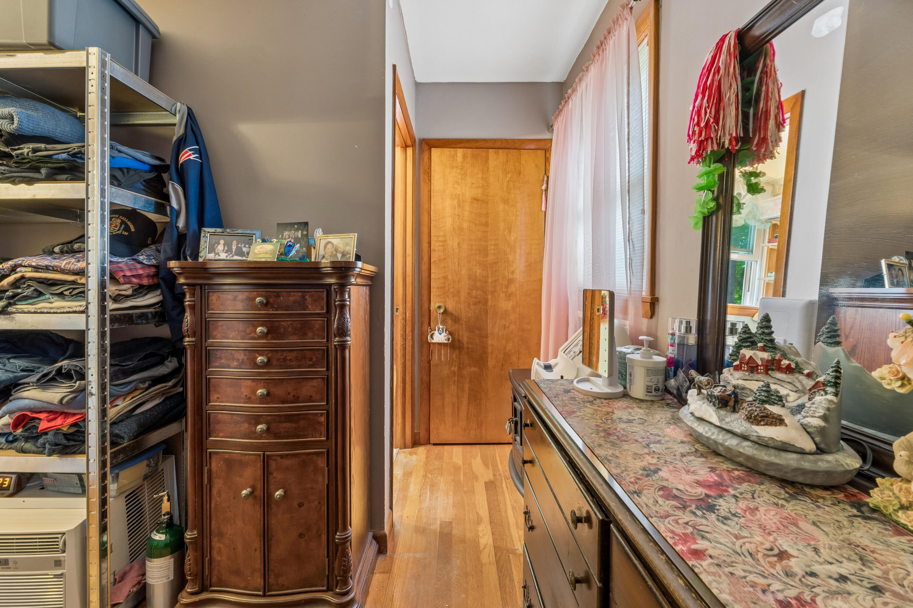 10 Ridgewood Drive
