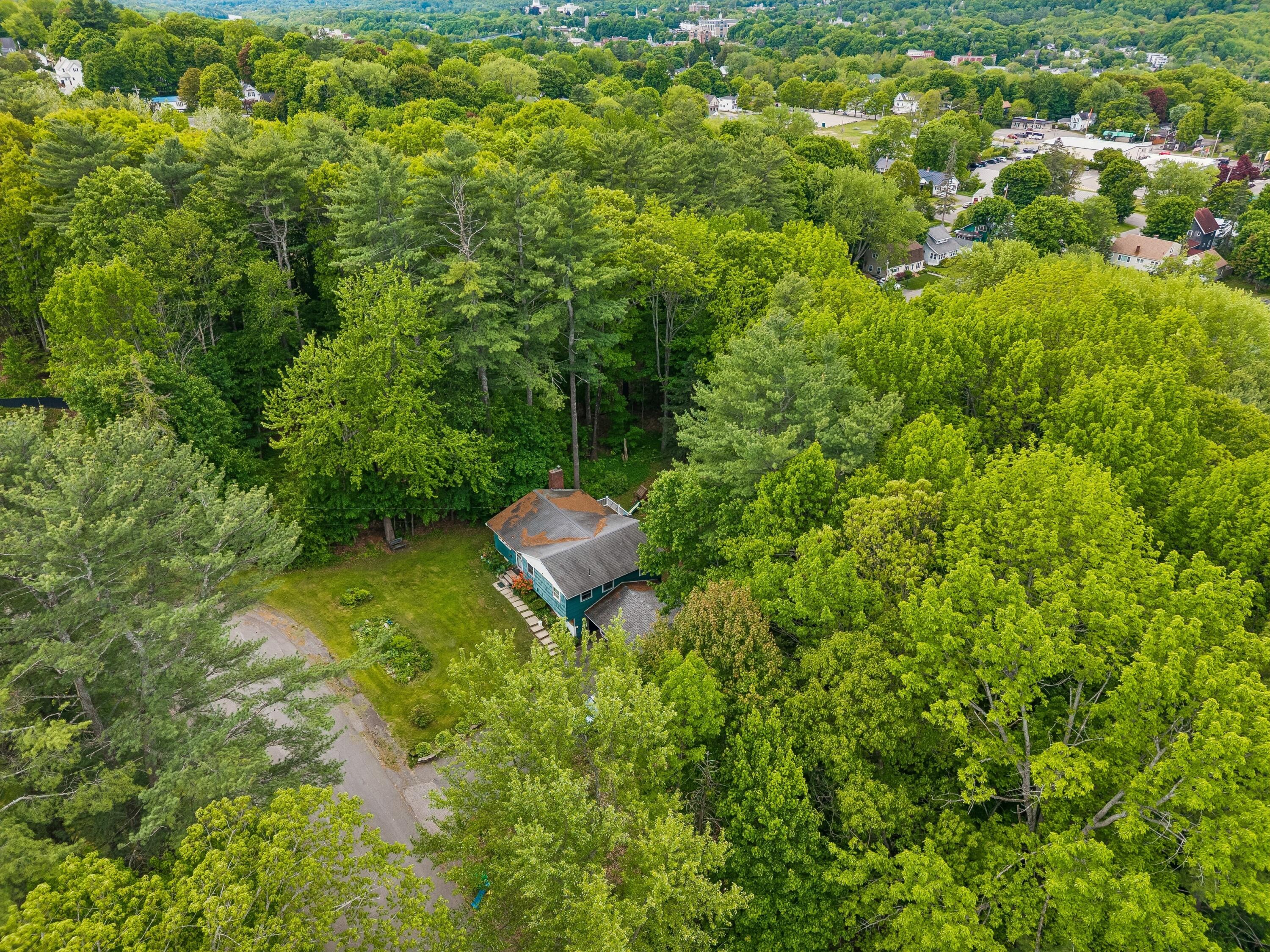 10 Ridgewood Drive