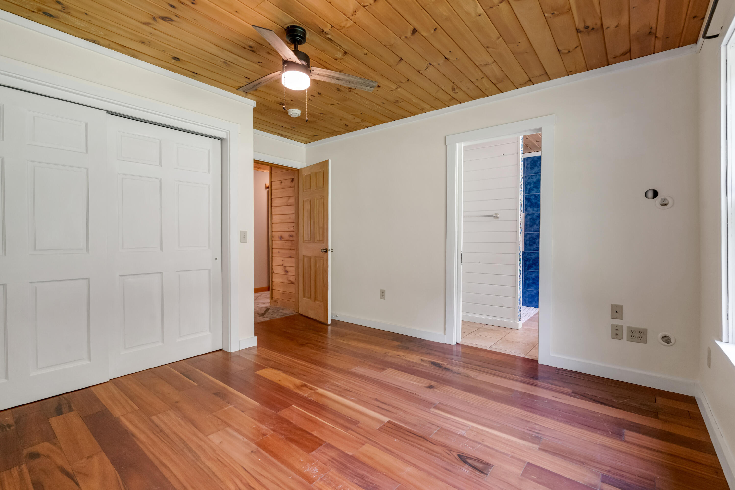 41 Sandy Point Road