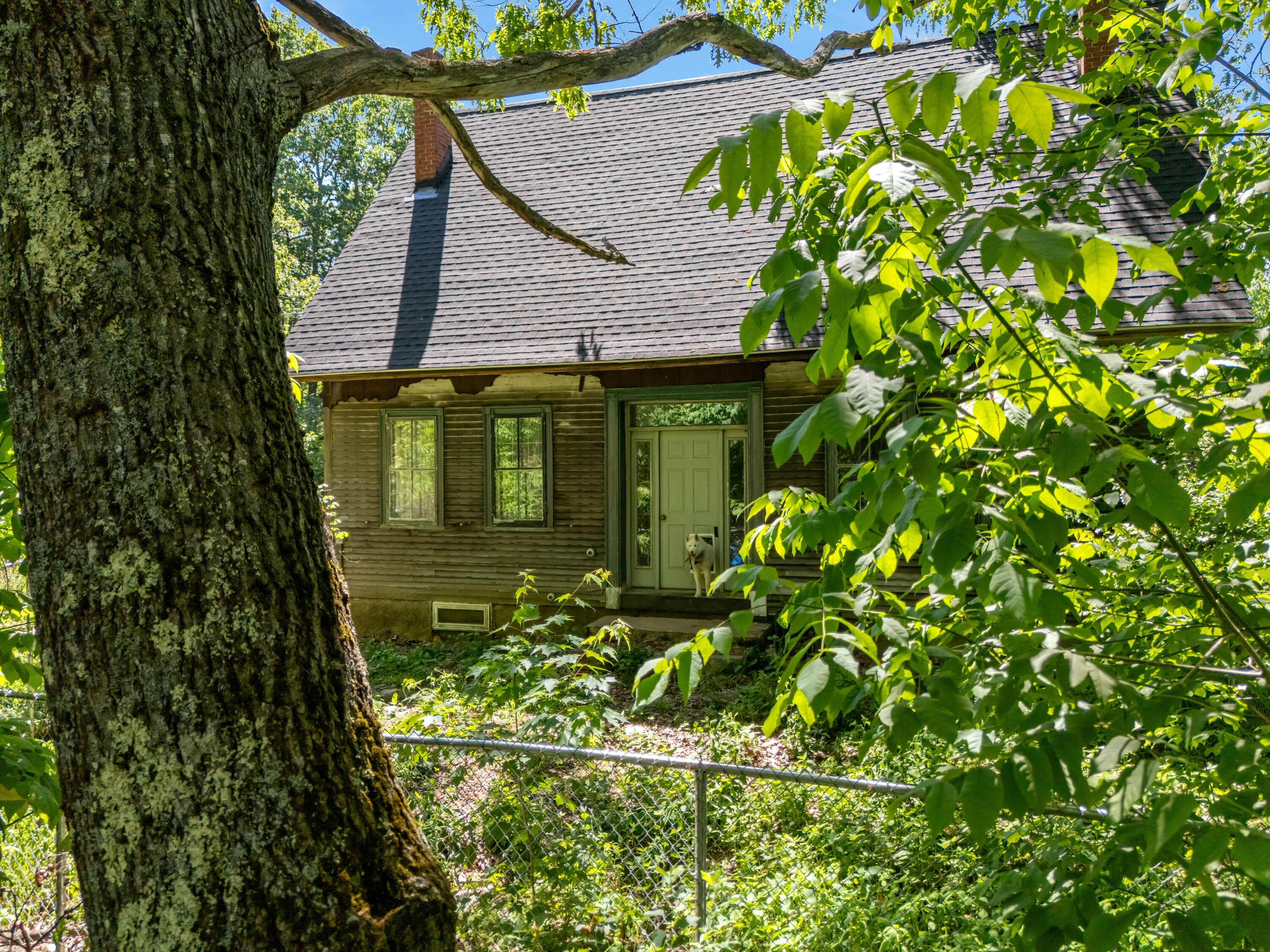 150 Knox Hill