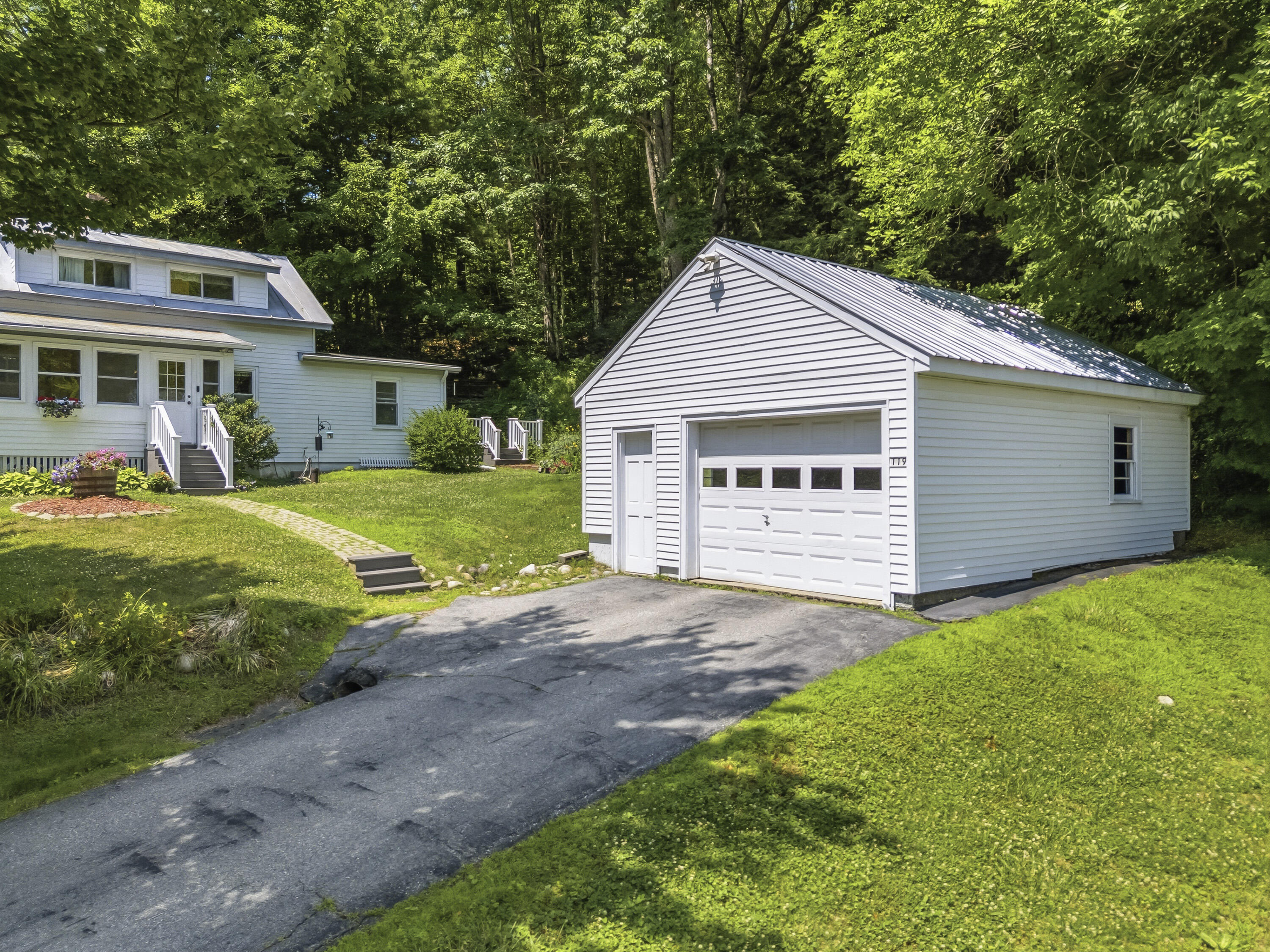119 Bond Brook Road