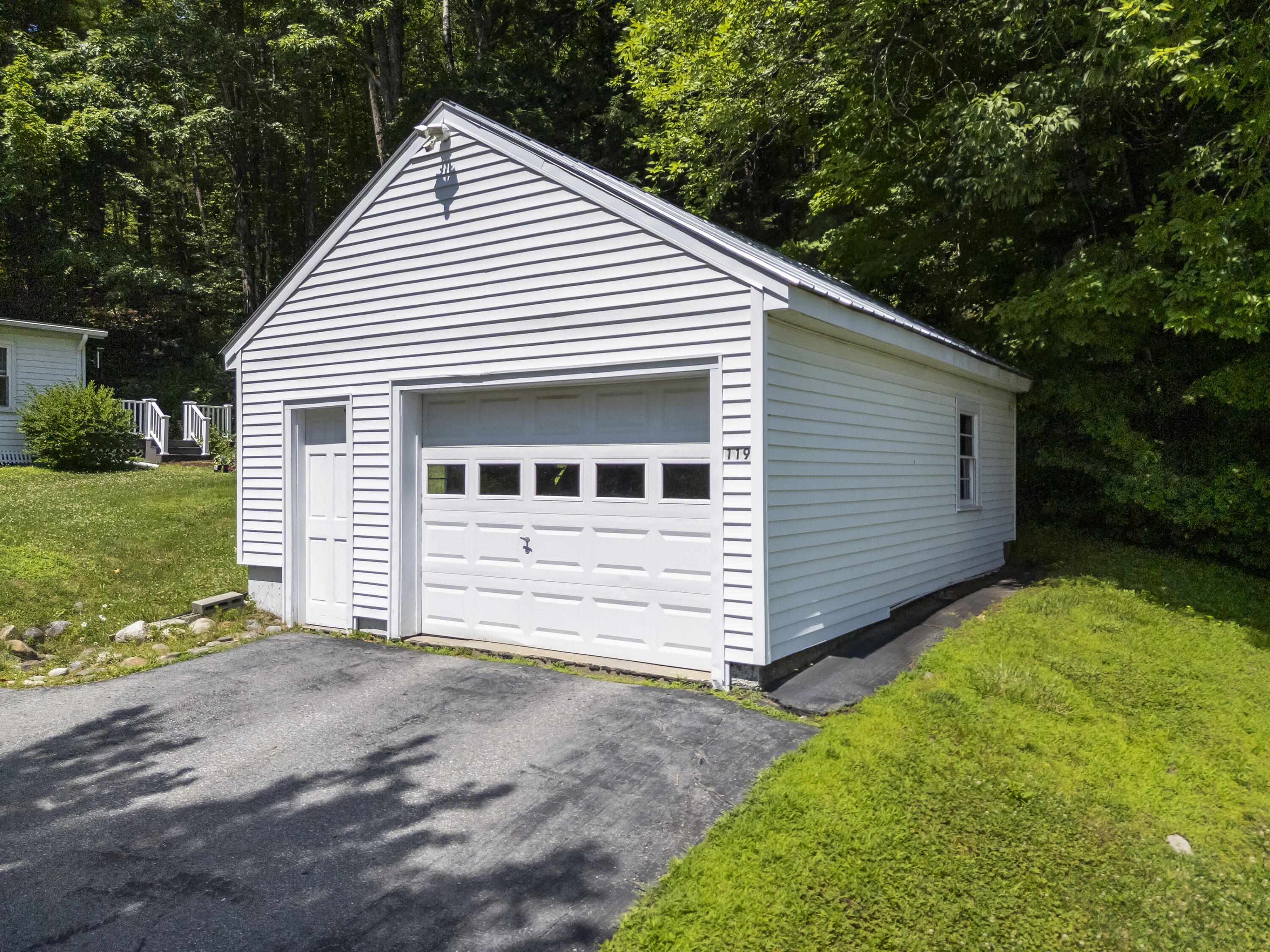 119 Bond Brook Road
