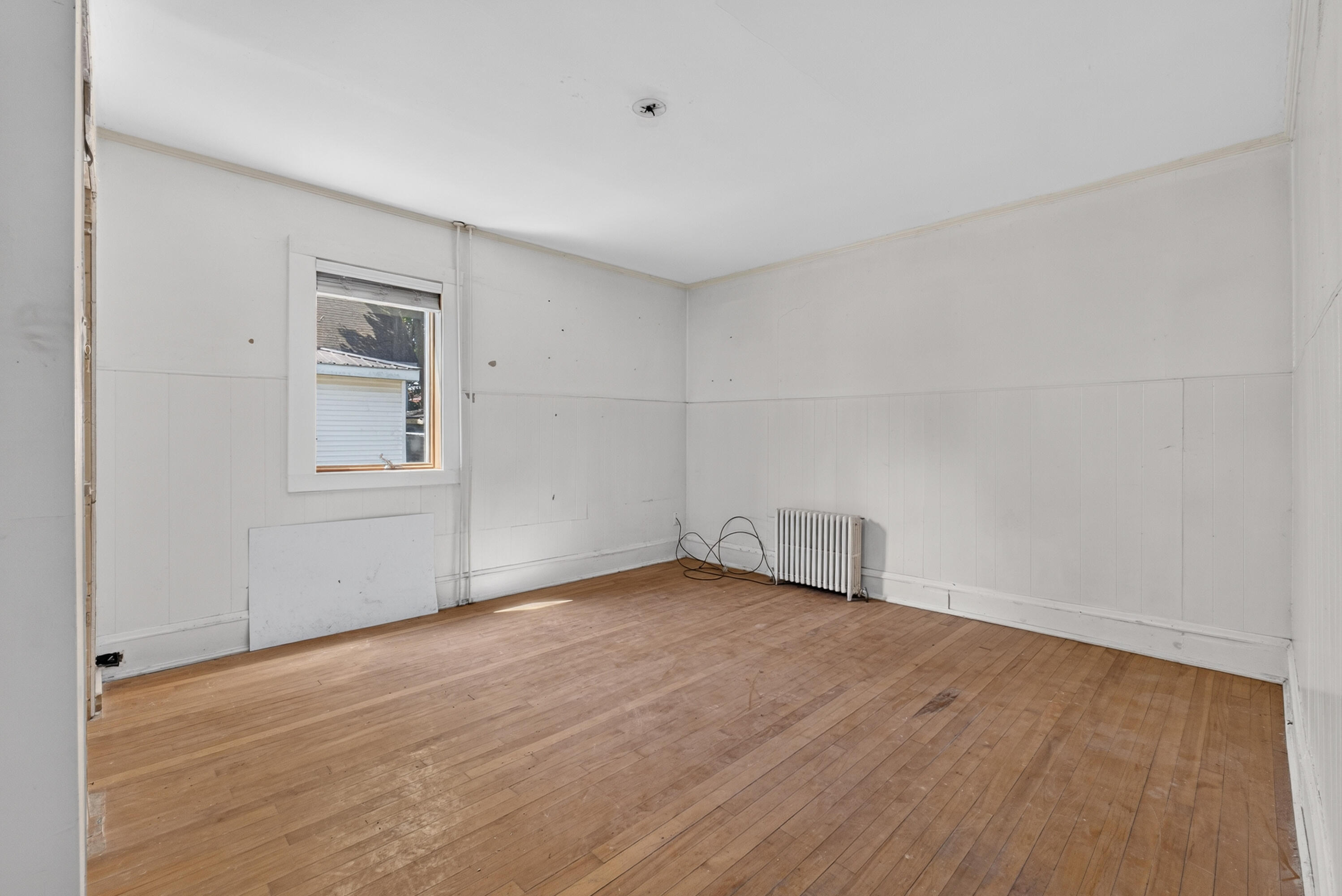 6 Amherst Street
