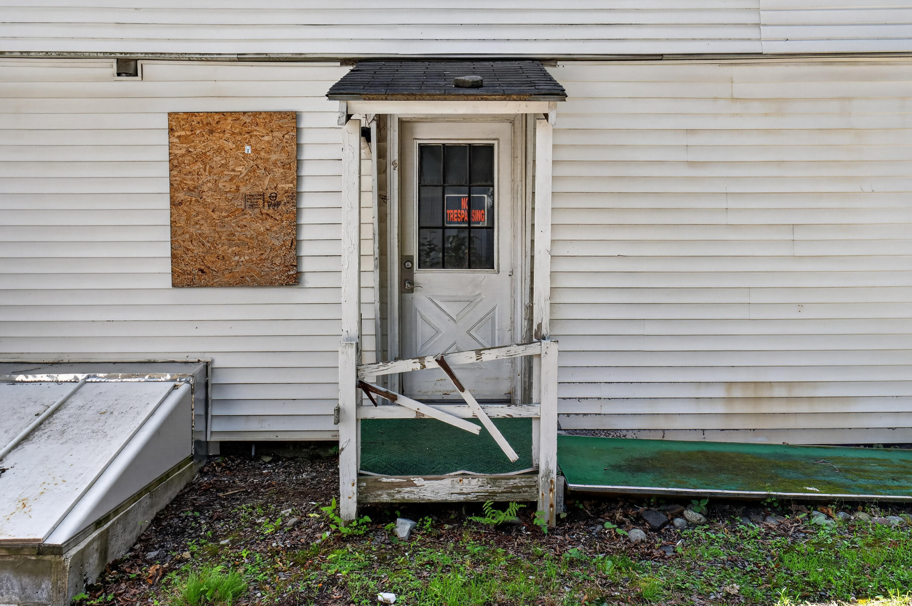 6 Amherst Street