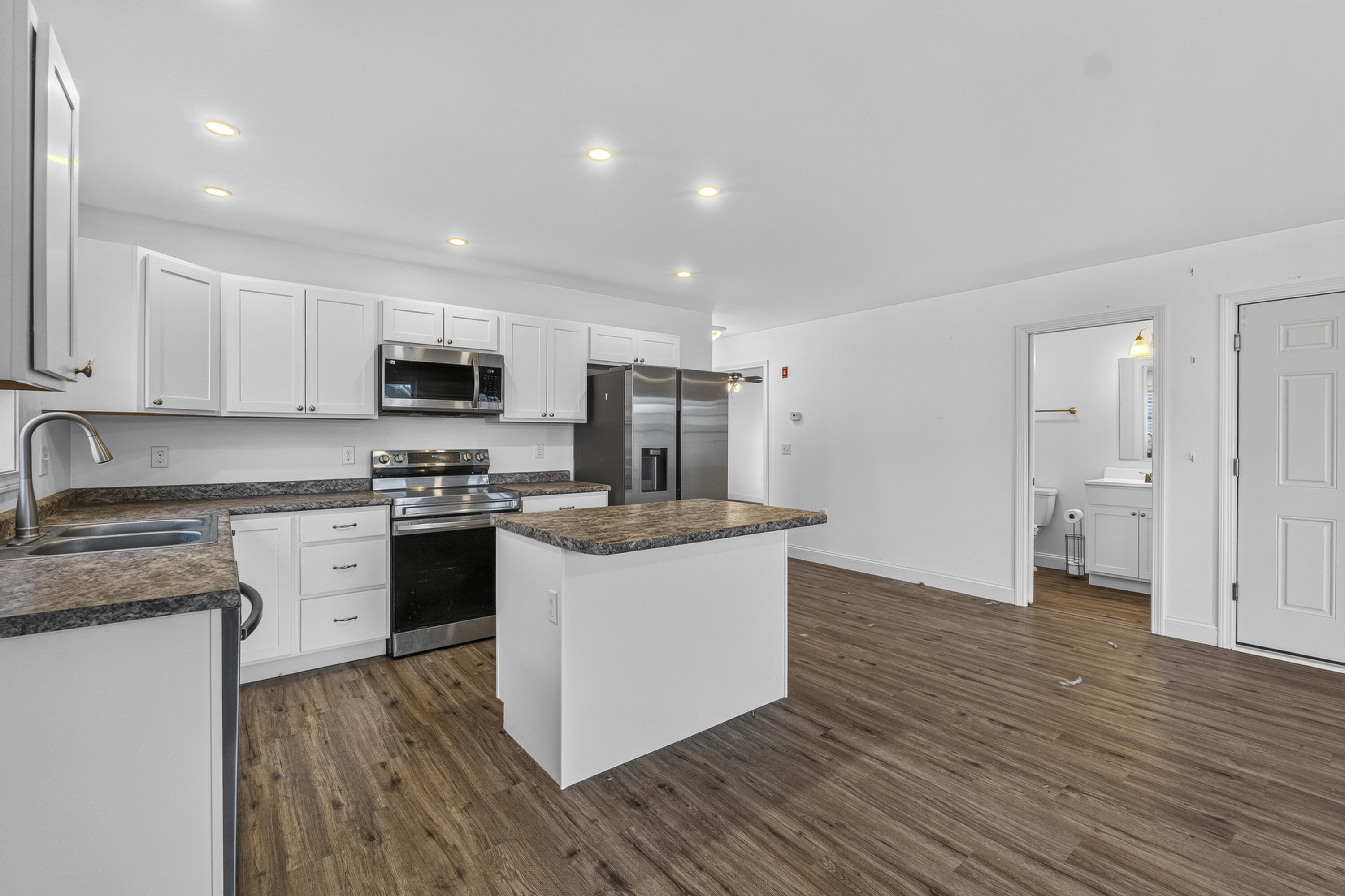 59 Village Circle