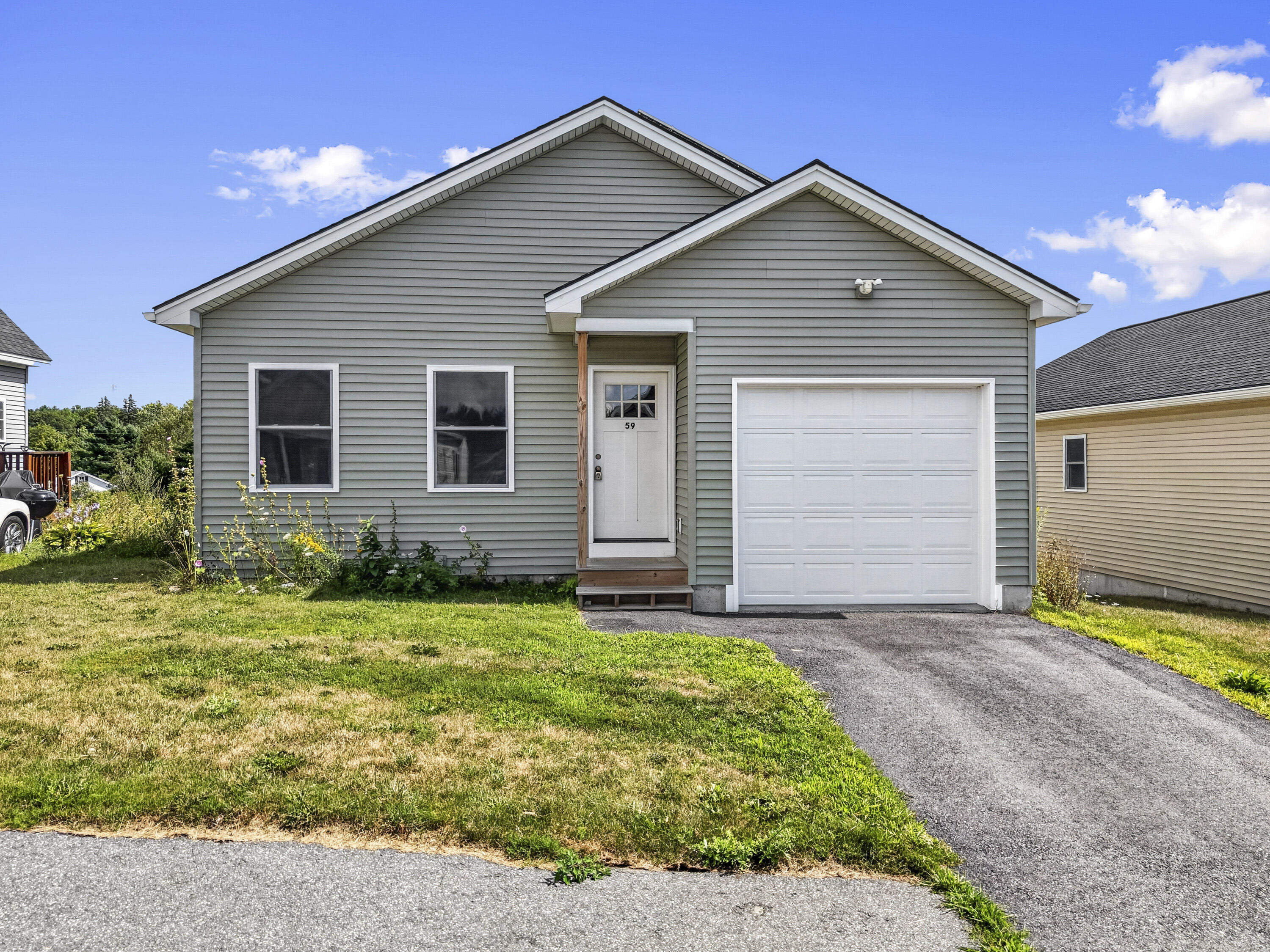 59 Village Circle