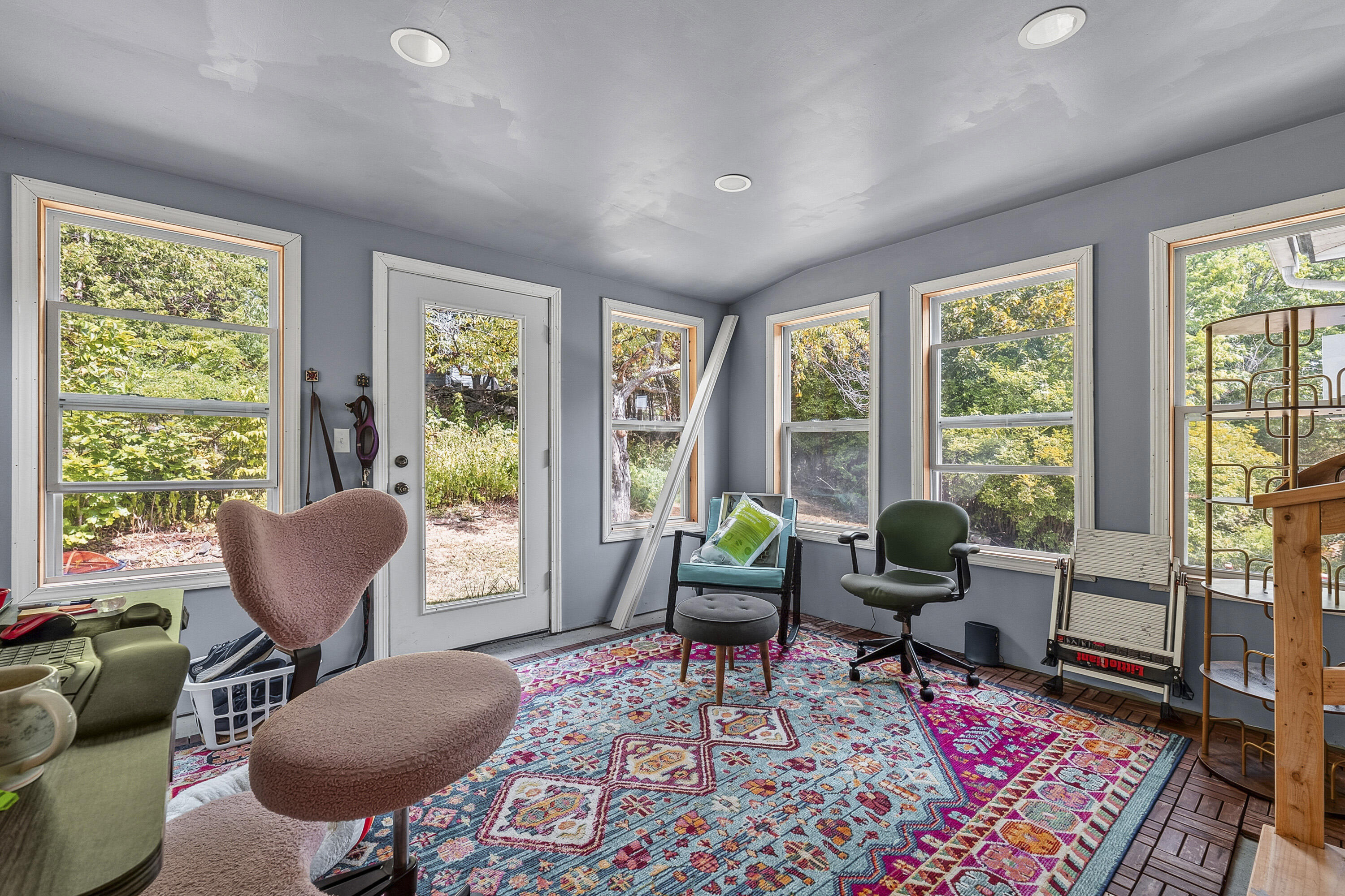 15 Mayflower Road