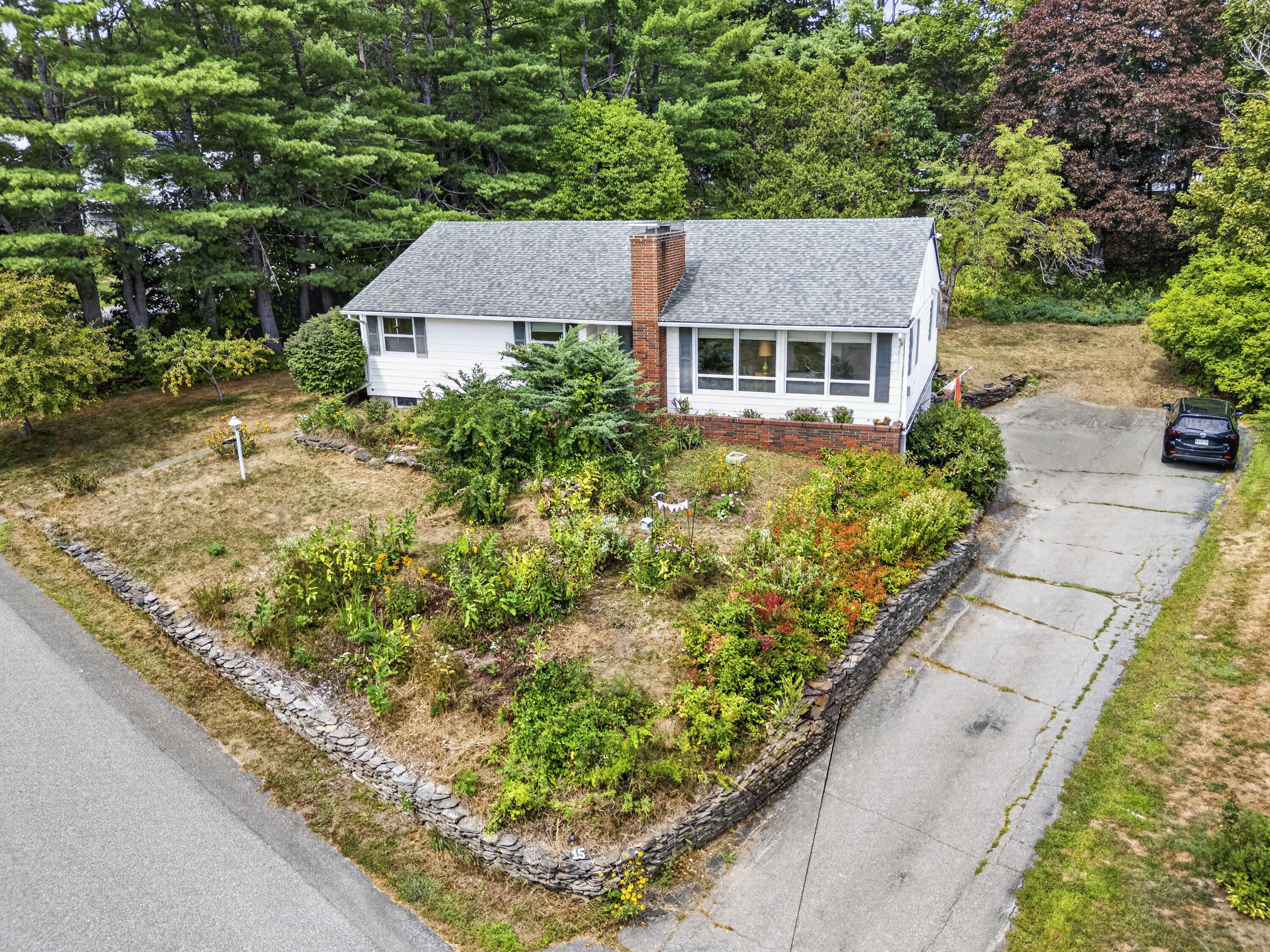 15 Mayflower Road