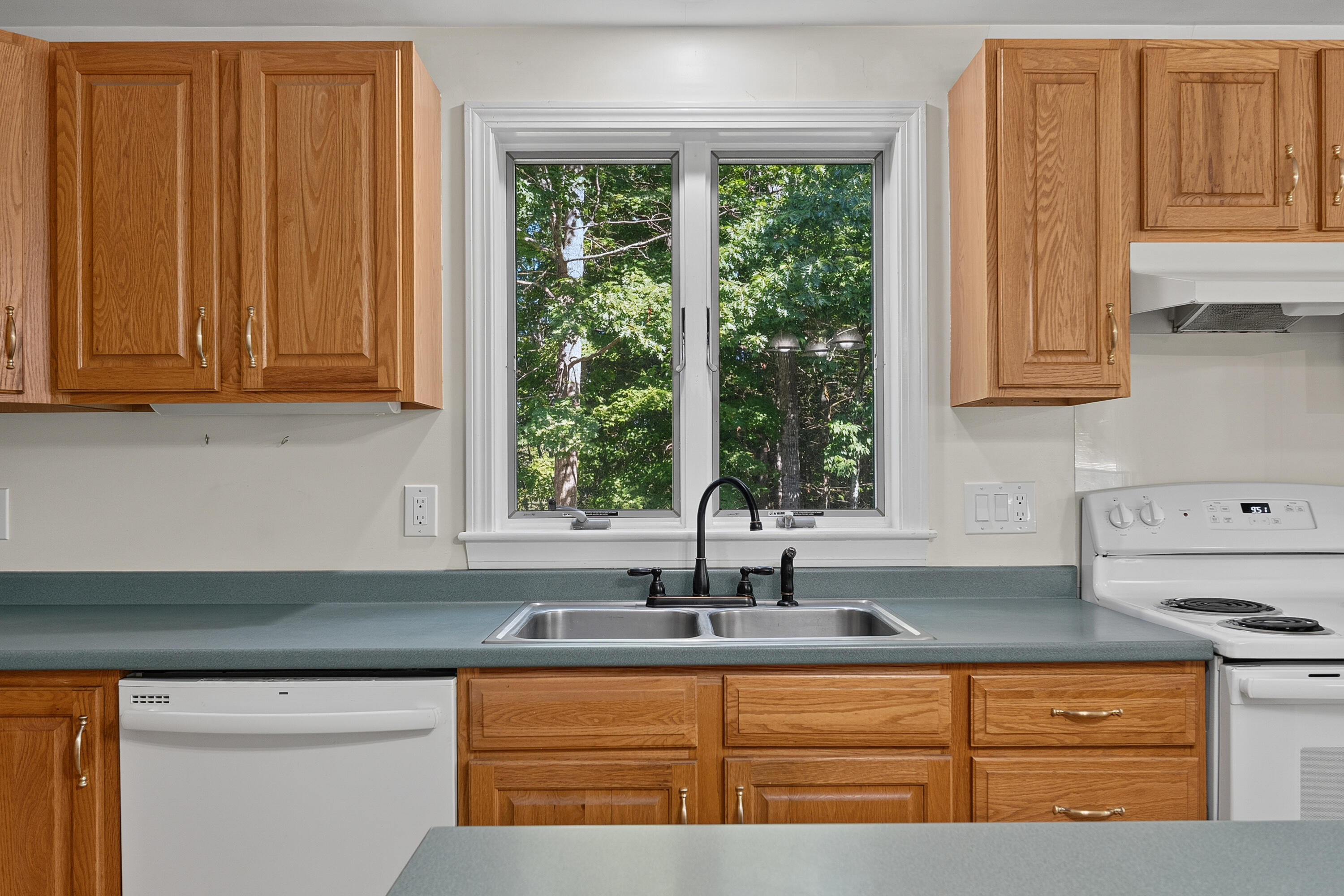 25 Munn Drive
