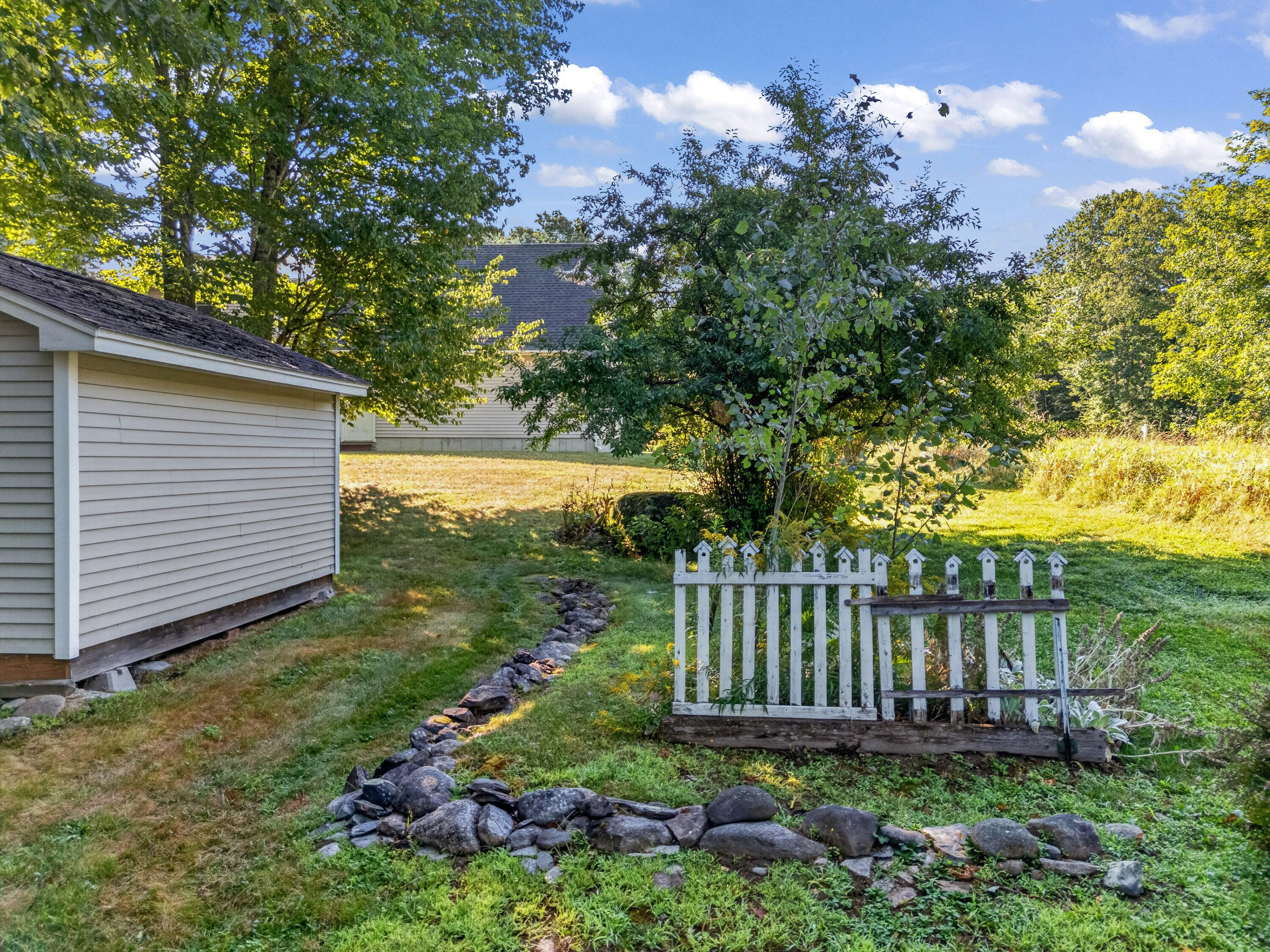 25 Munn Drive