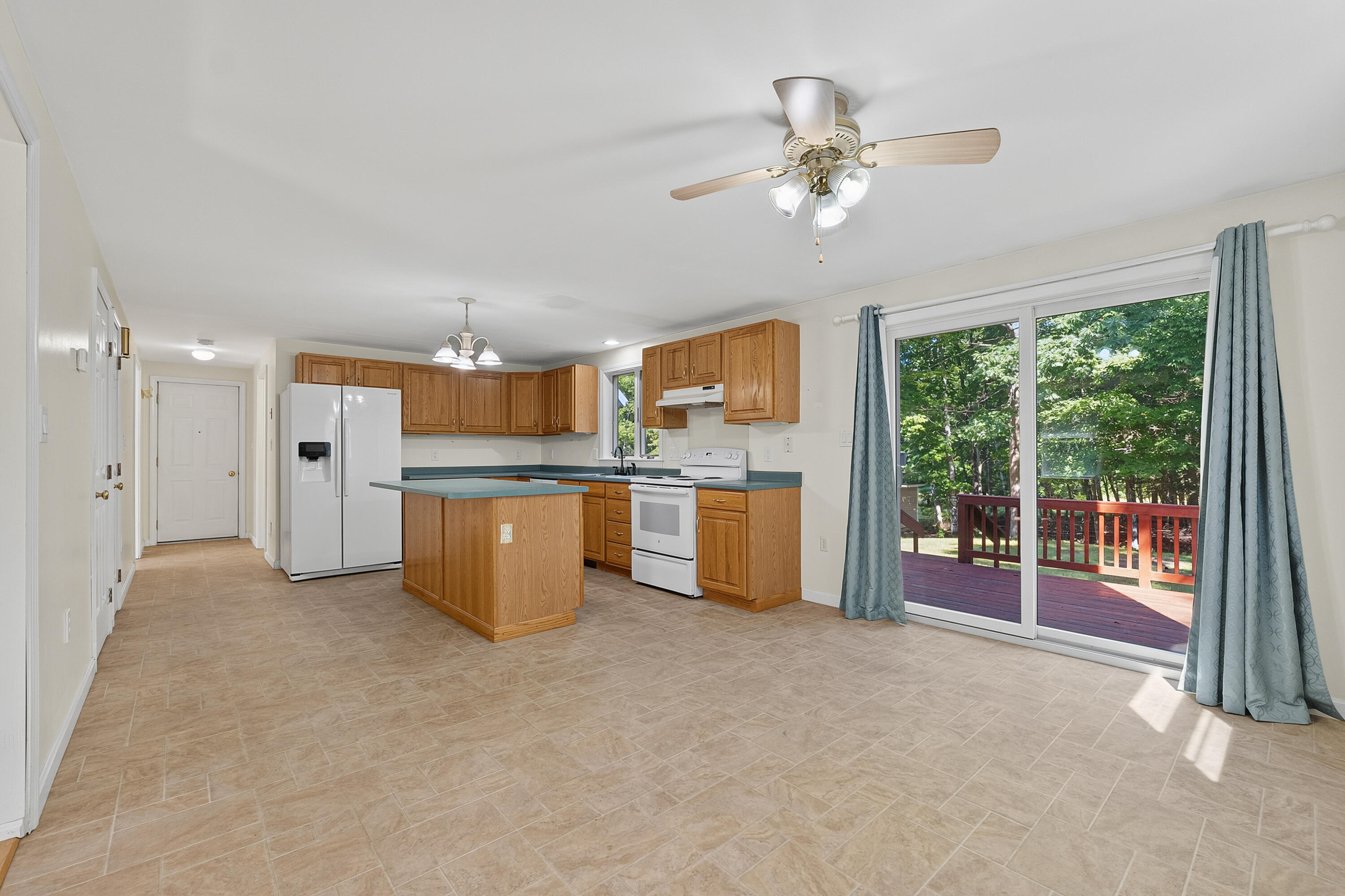 25 Munn Drive