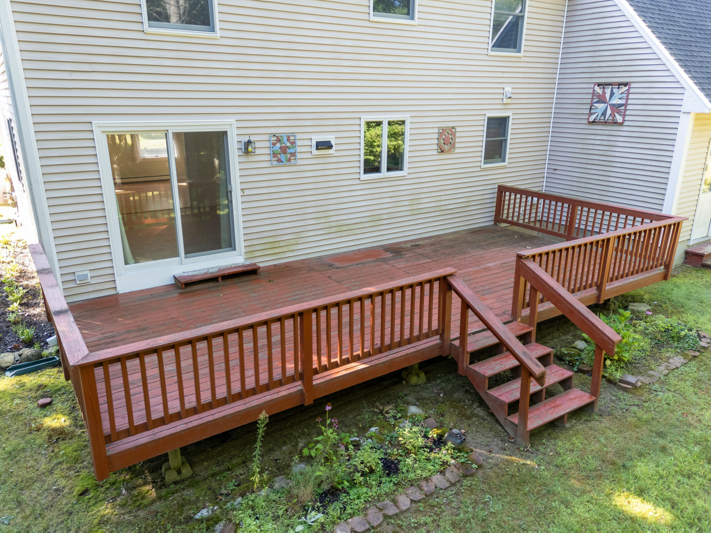 25 Munn Drive