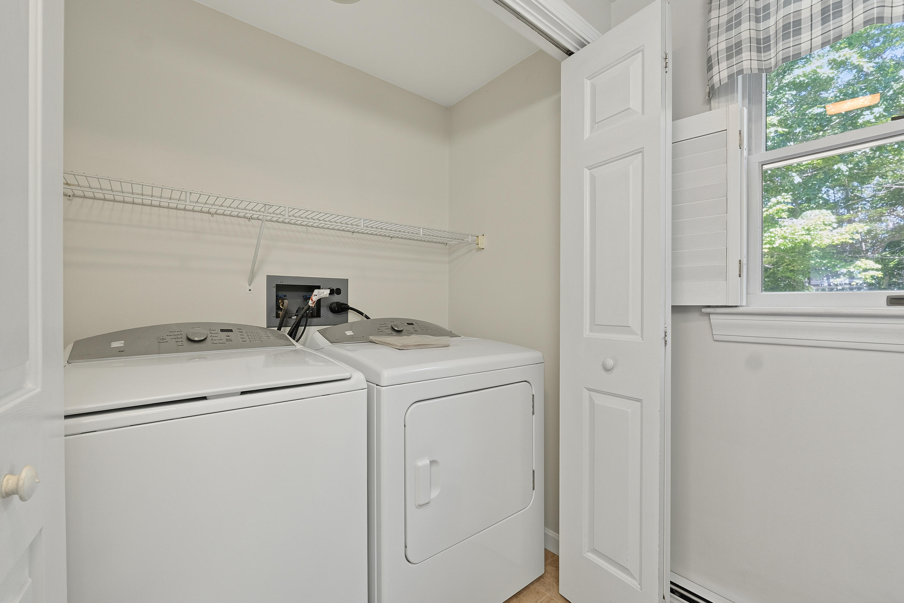 25 Munn Drive