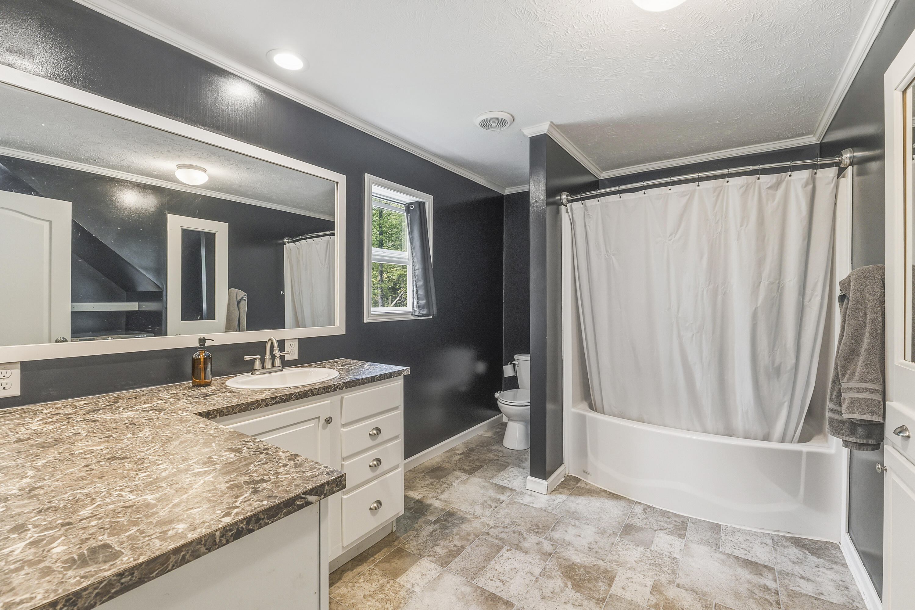 445 Big Bunker Hill Road