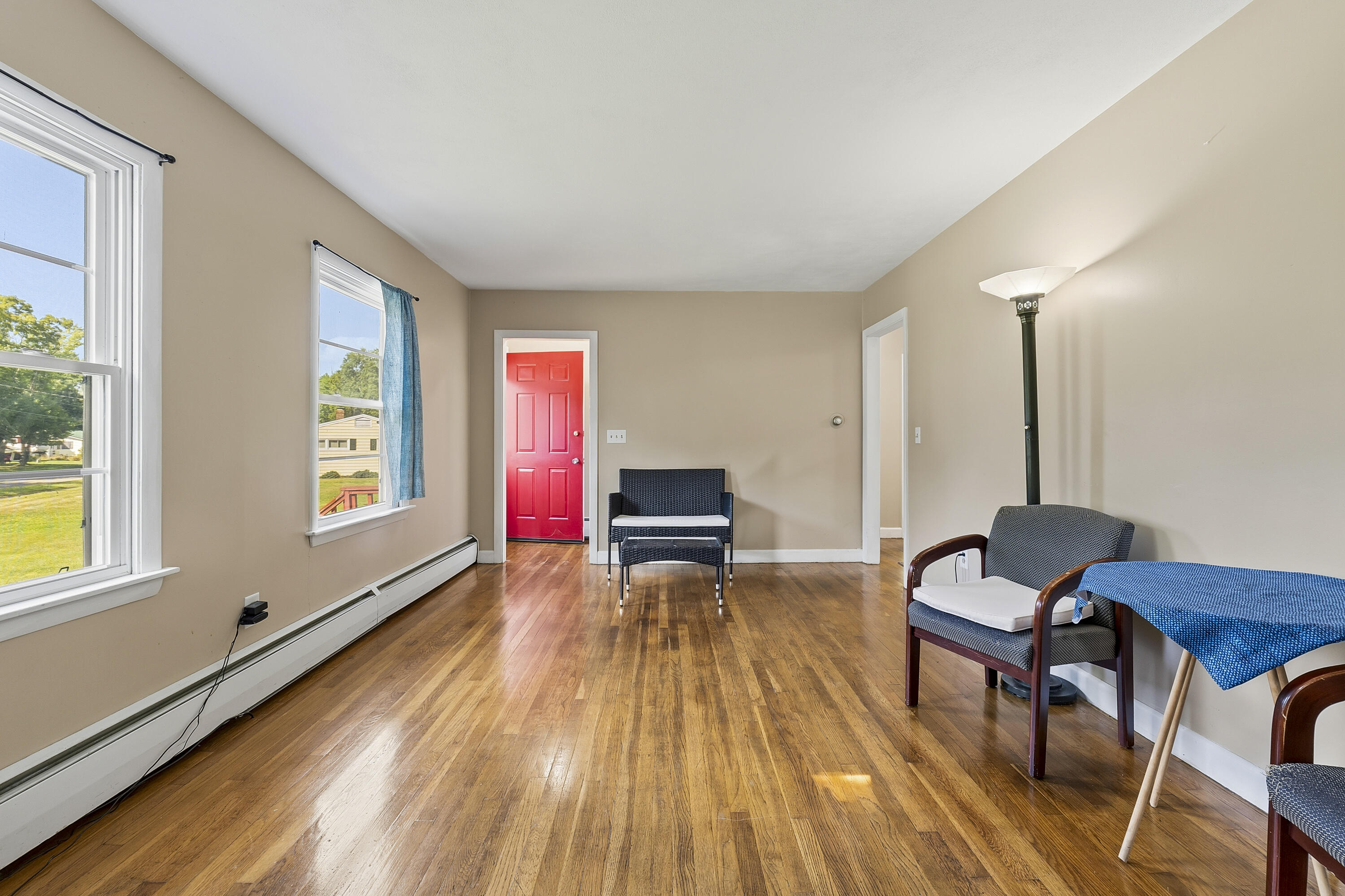 6 Caswell Street