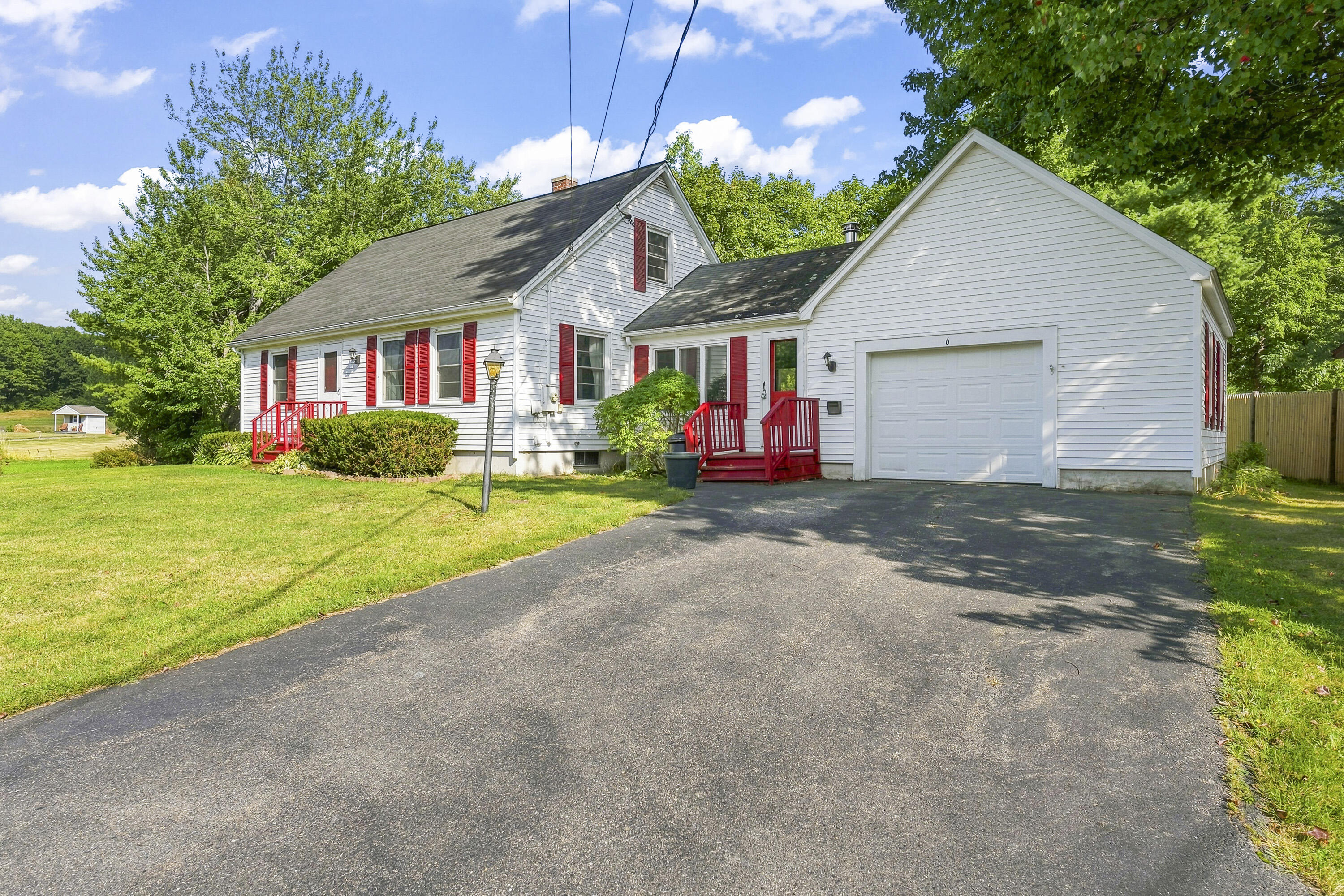 6 Caswell Street