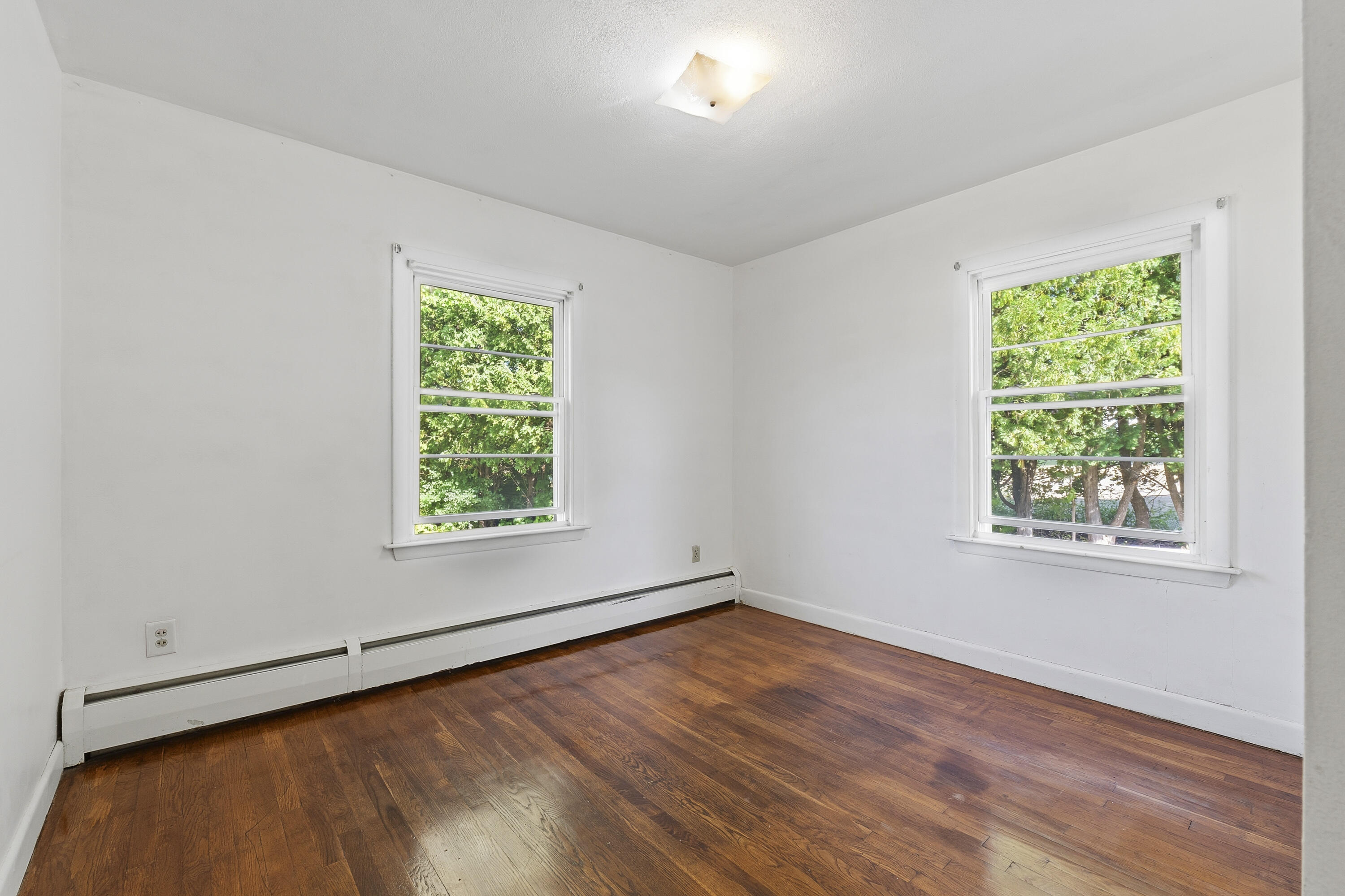 6 Caswell Street