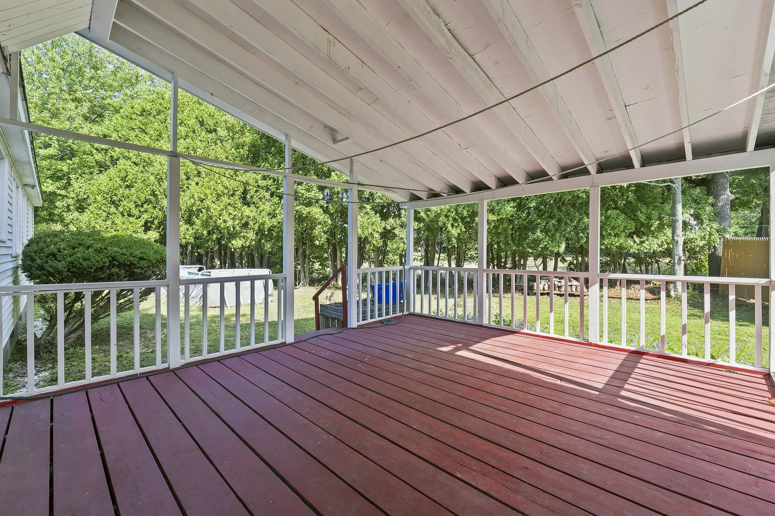 6 Caswell Street