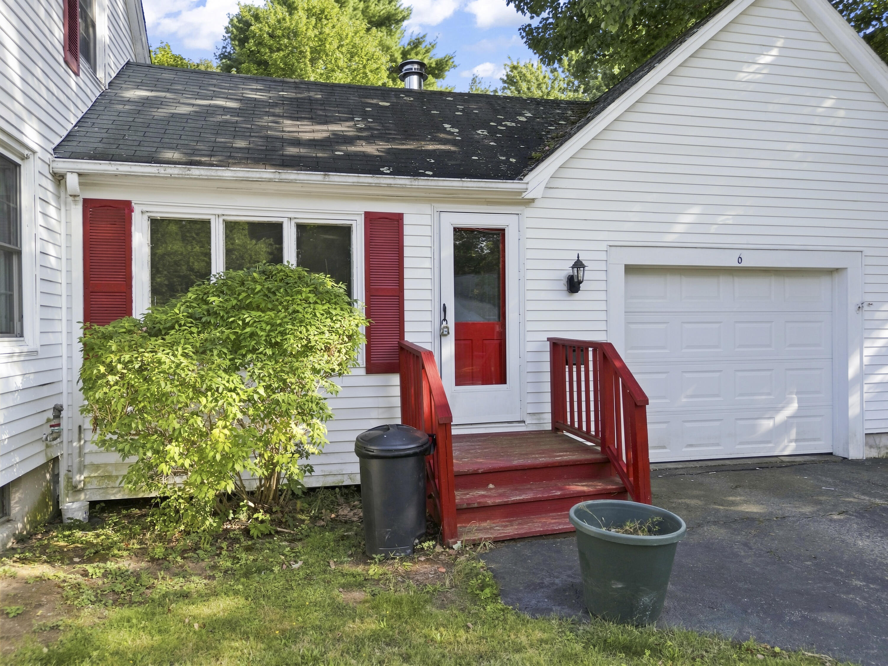 6 Caswell Street