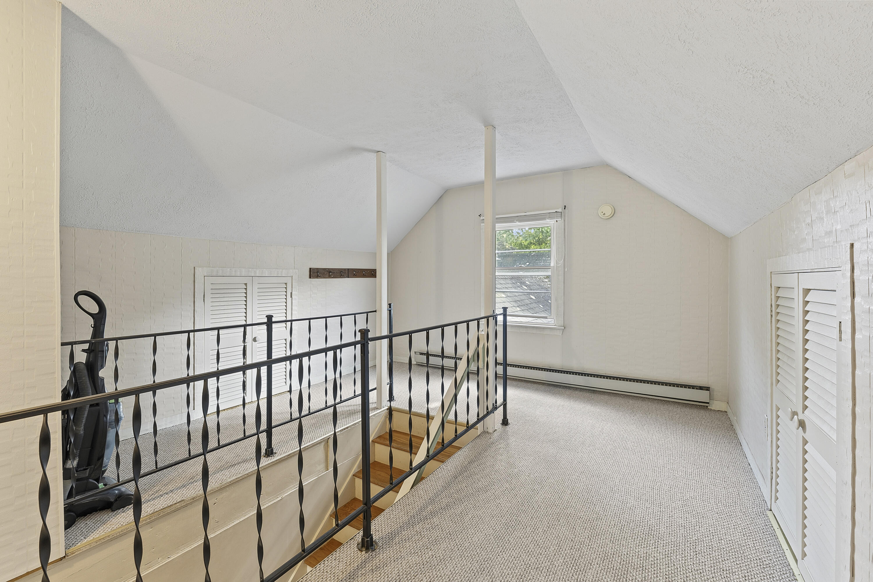 6 Caswell Street