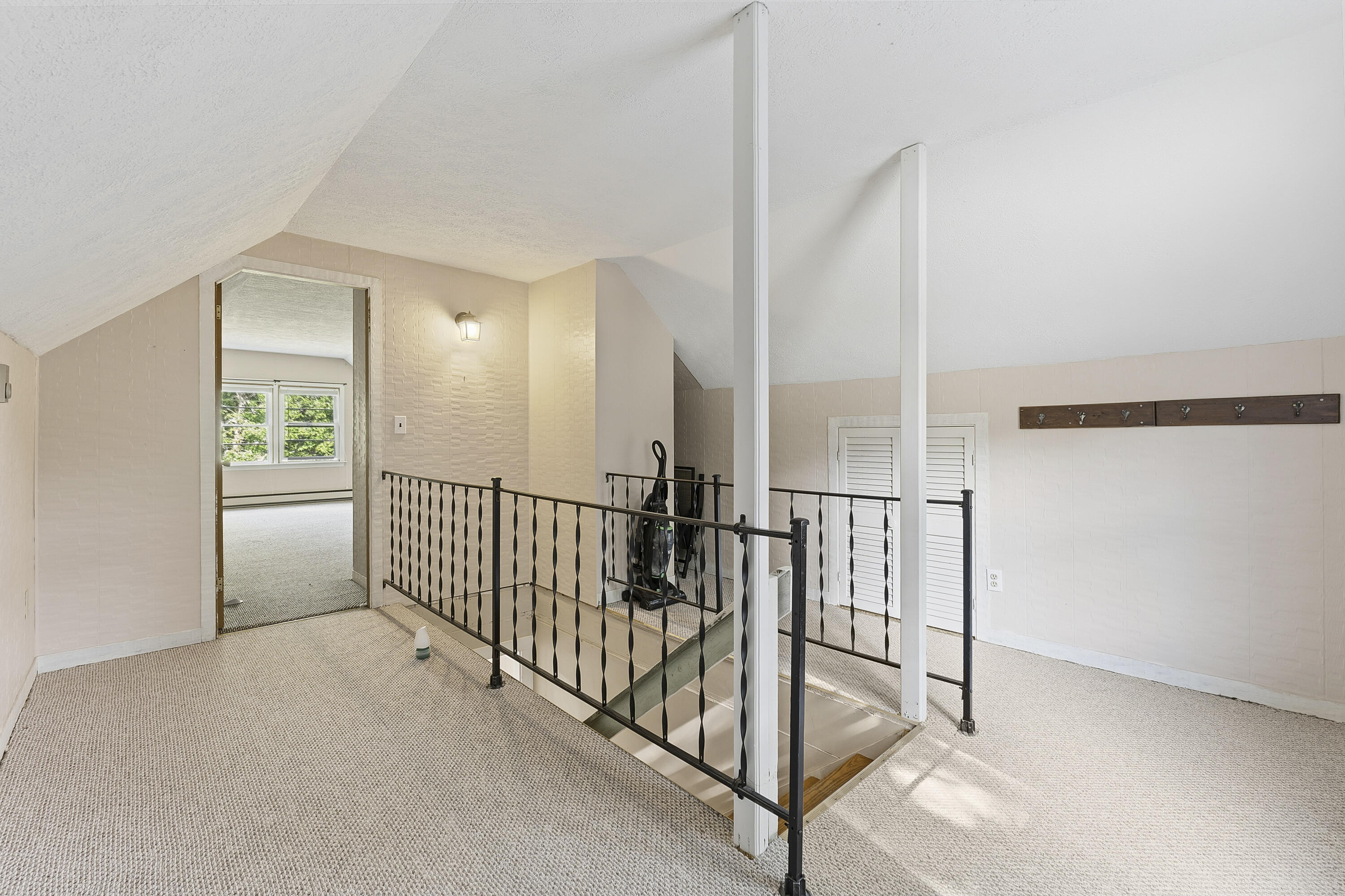 6 Caswell Street