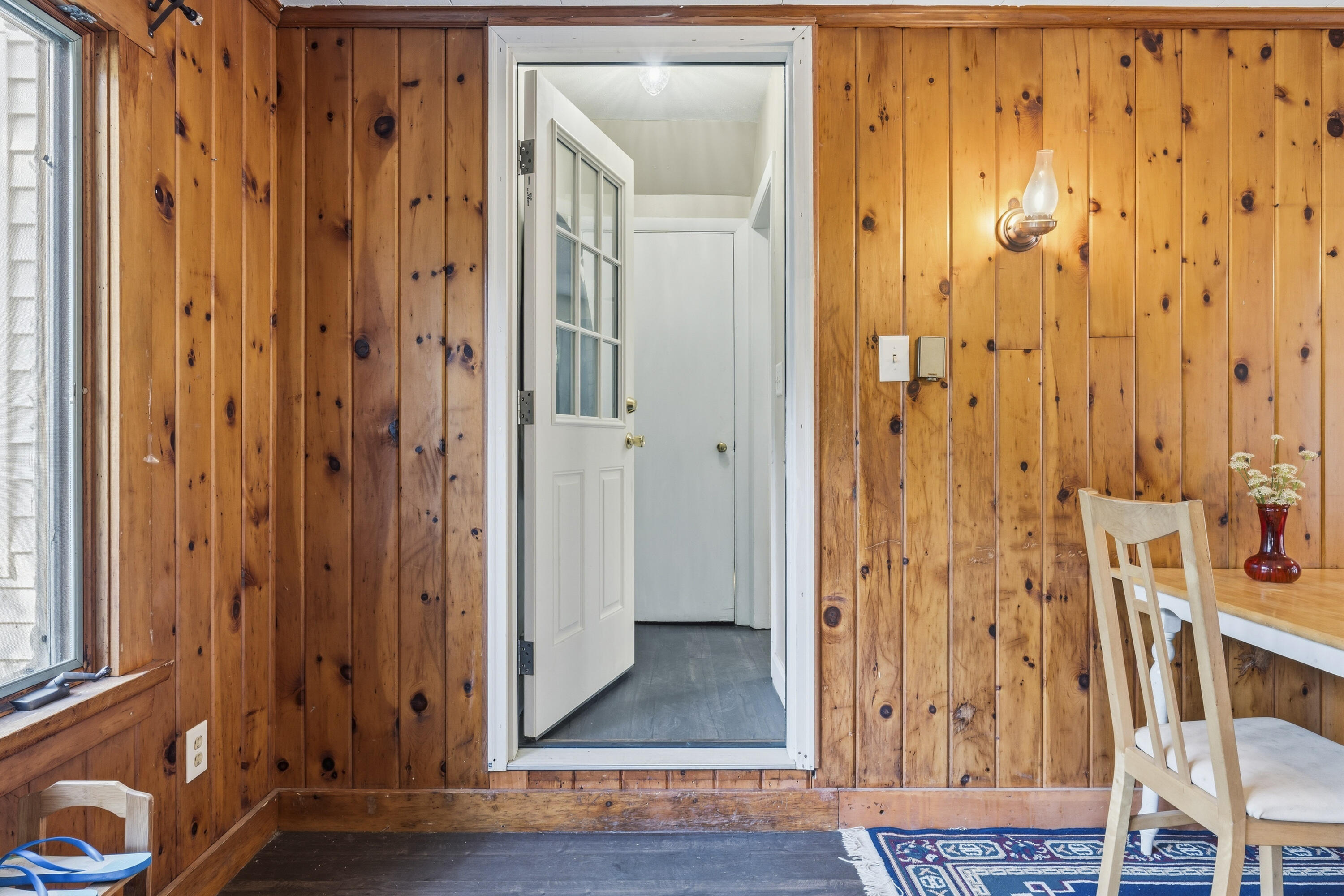 6 Caswell Street