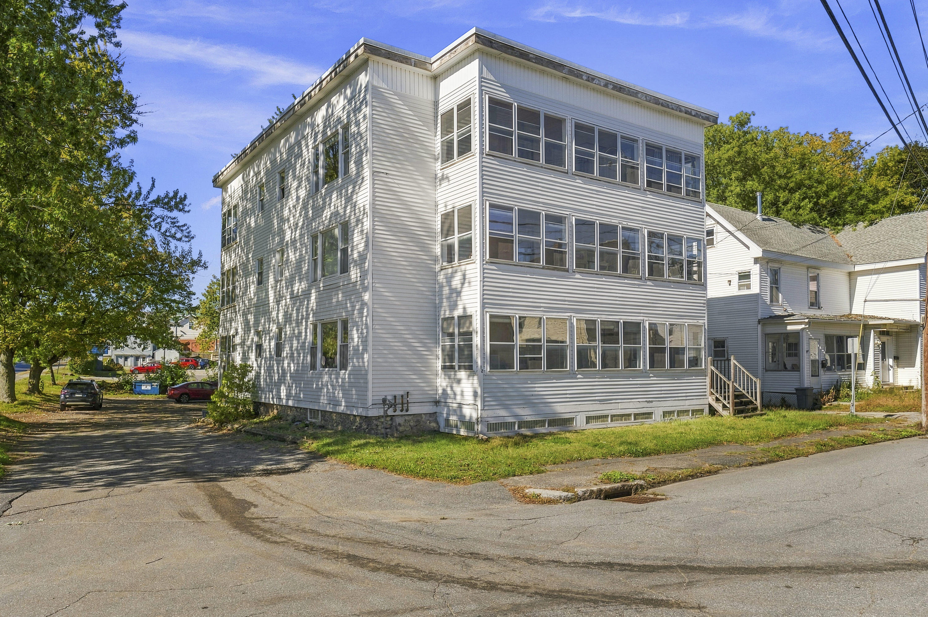 12 Swan Street Augusta Me Us 04330 95e7800f85bcbbcc78e5bc029faf3032