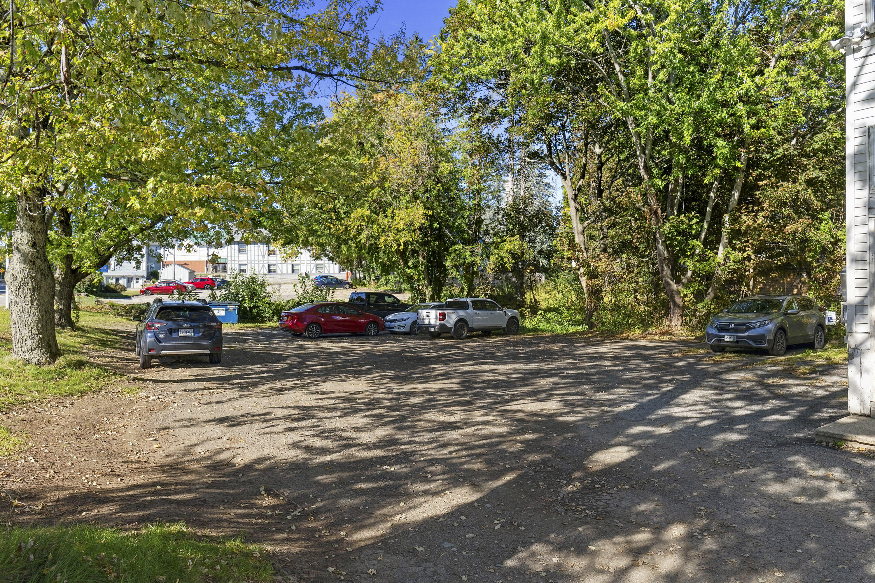 12 Swan Street