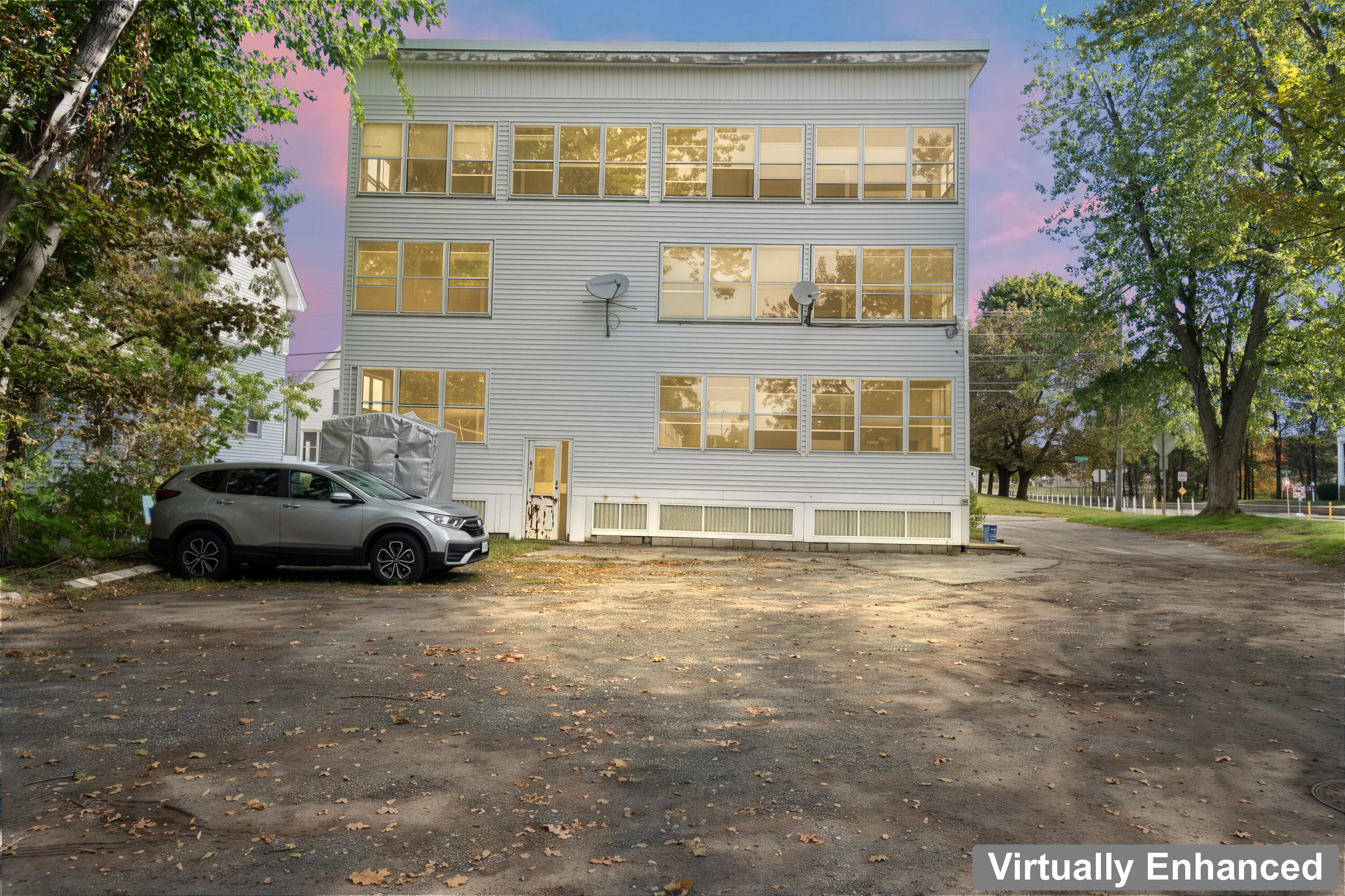 12 Swan Street