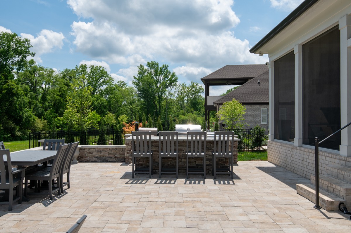 4605 Majestic Meadows Dr