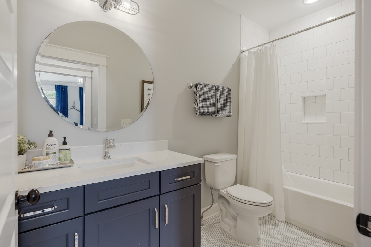 4605 Majestic Meadows Dr