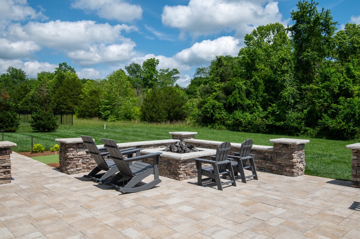 4605 Majestic Meadows Dr