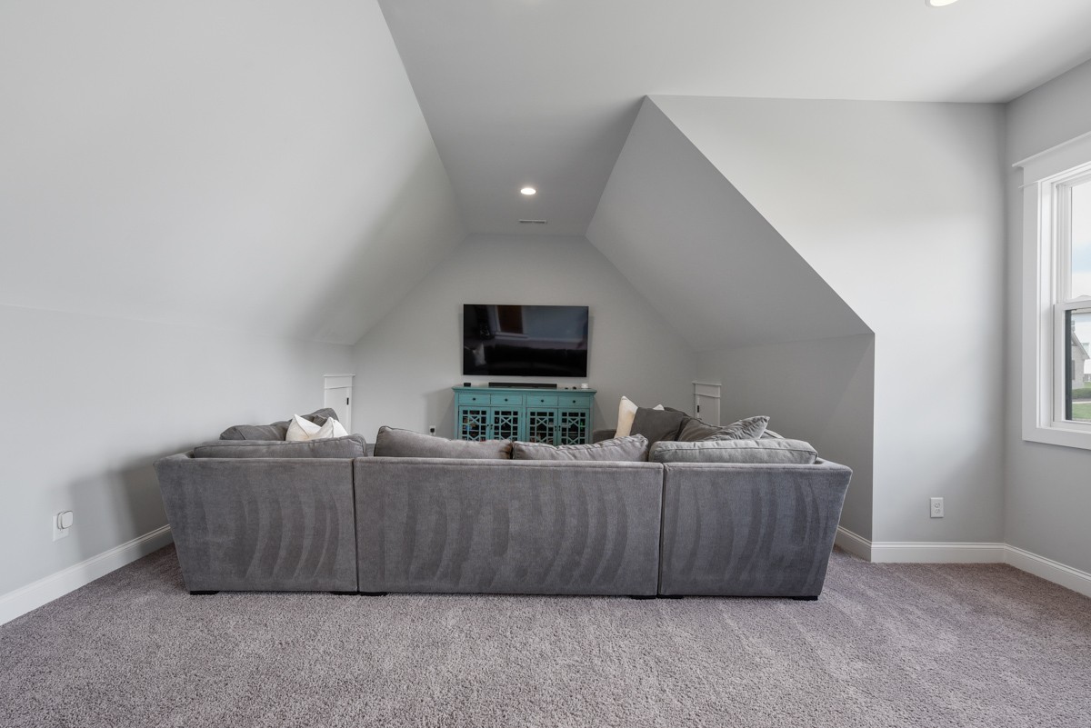 4605 Majestic Meadows Dr