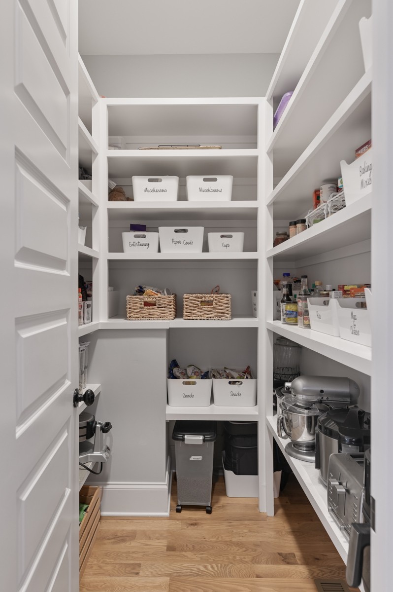 4605 Majestic Meadows Dr